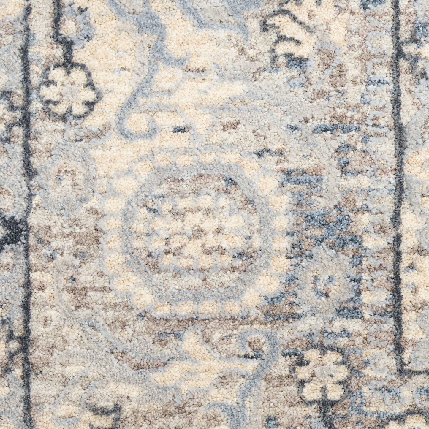 Nourison Home Sultana  Ivory Blue  Traditional