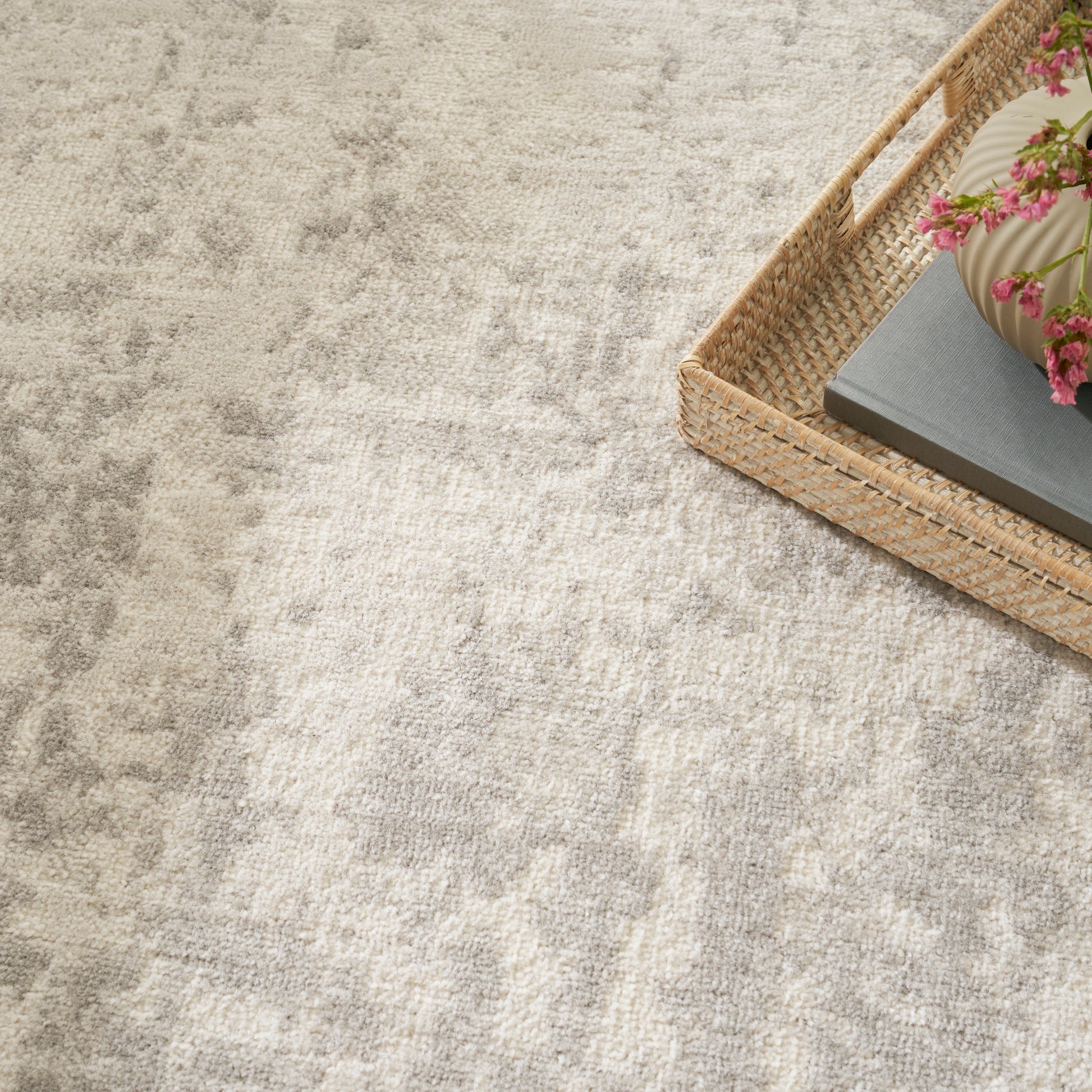 Nourison Home Quarry  Cream Grey  Contemporary