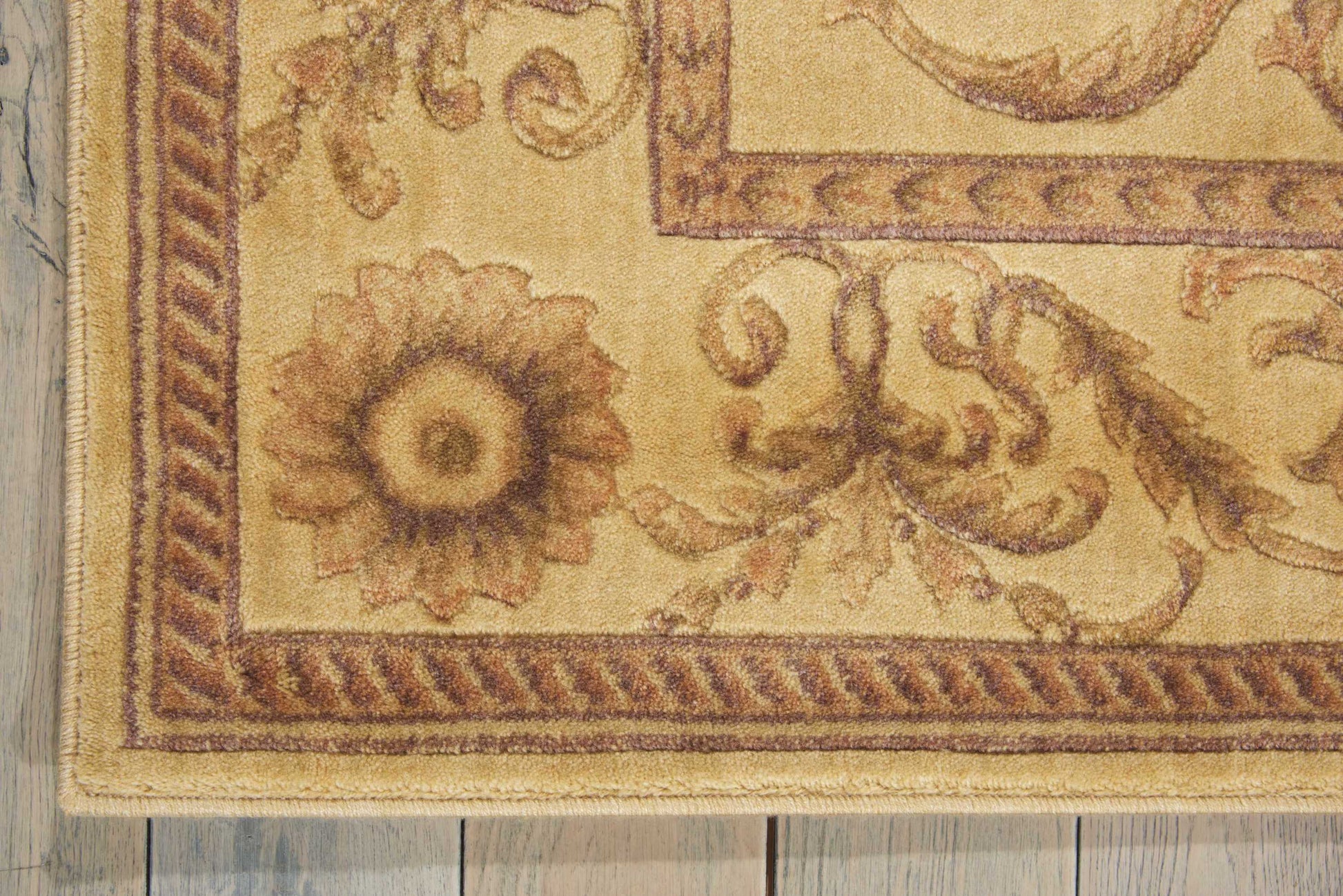 Nourison Home Somerset  Ivory  Traditional