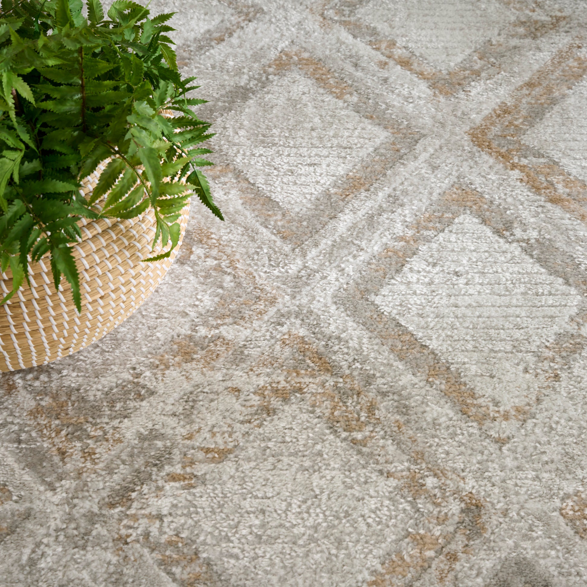Nourison Home Dekor  Grey  Contemporary