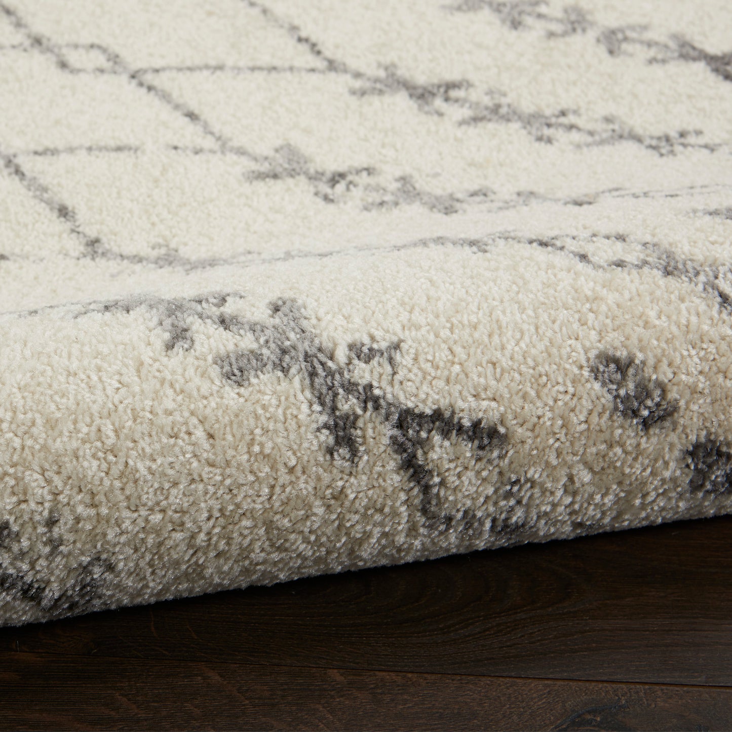 Nourison Home Passion  Ivory Grey  Transitional