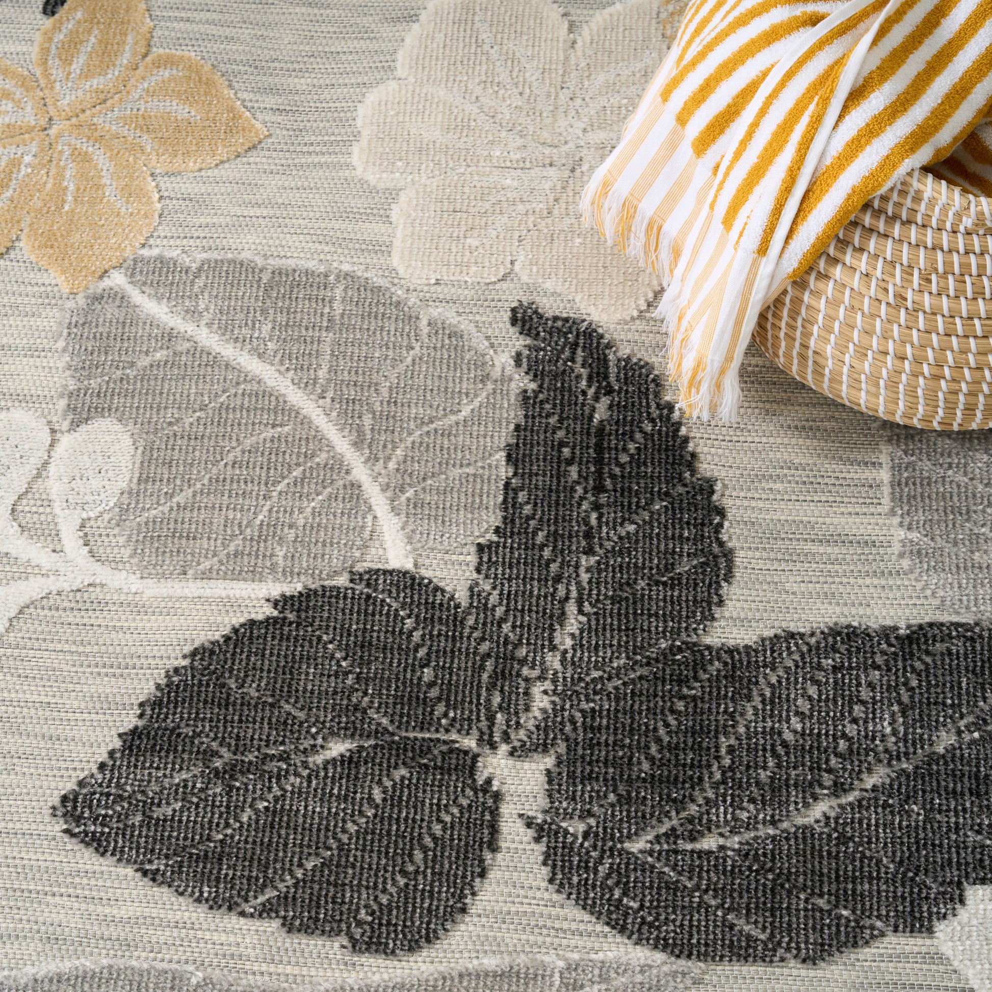 Nourison Home Suncoast  Grey  Contemporary