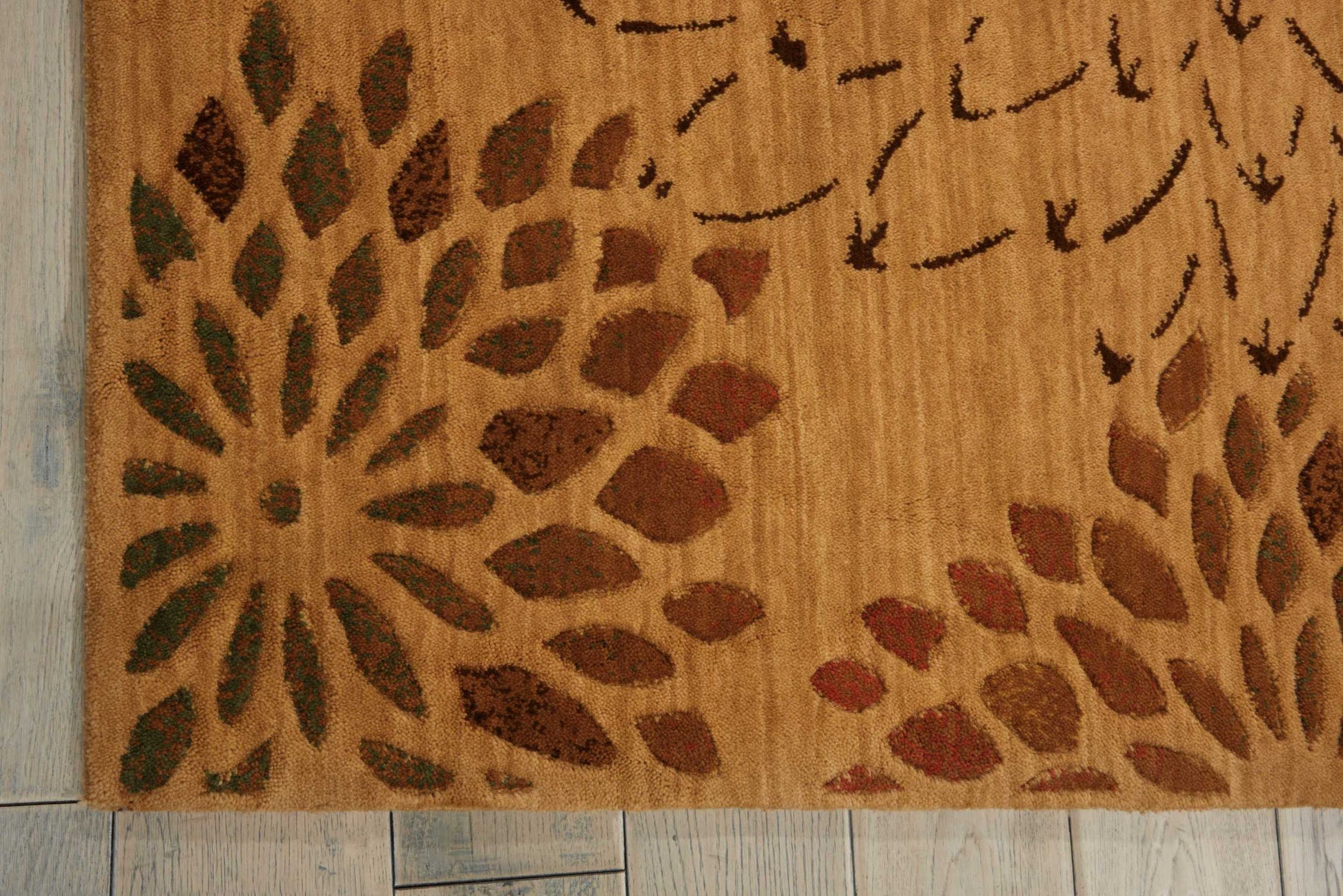 Nourison Home Radiant Impression  Beige  Transitional