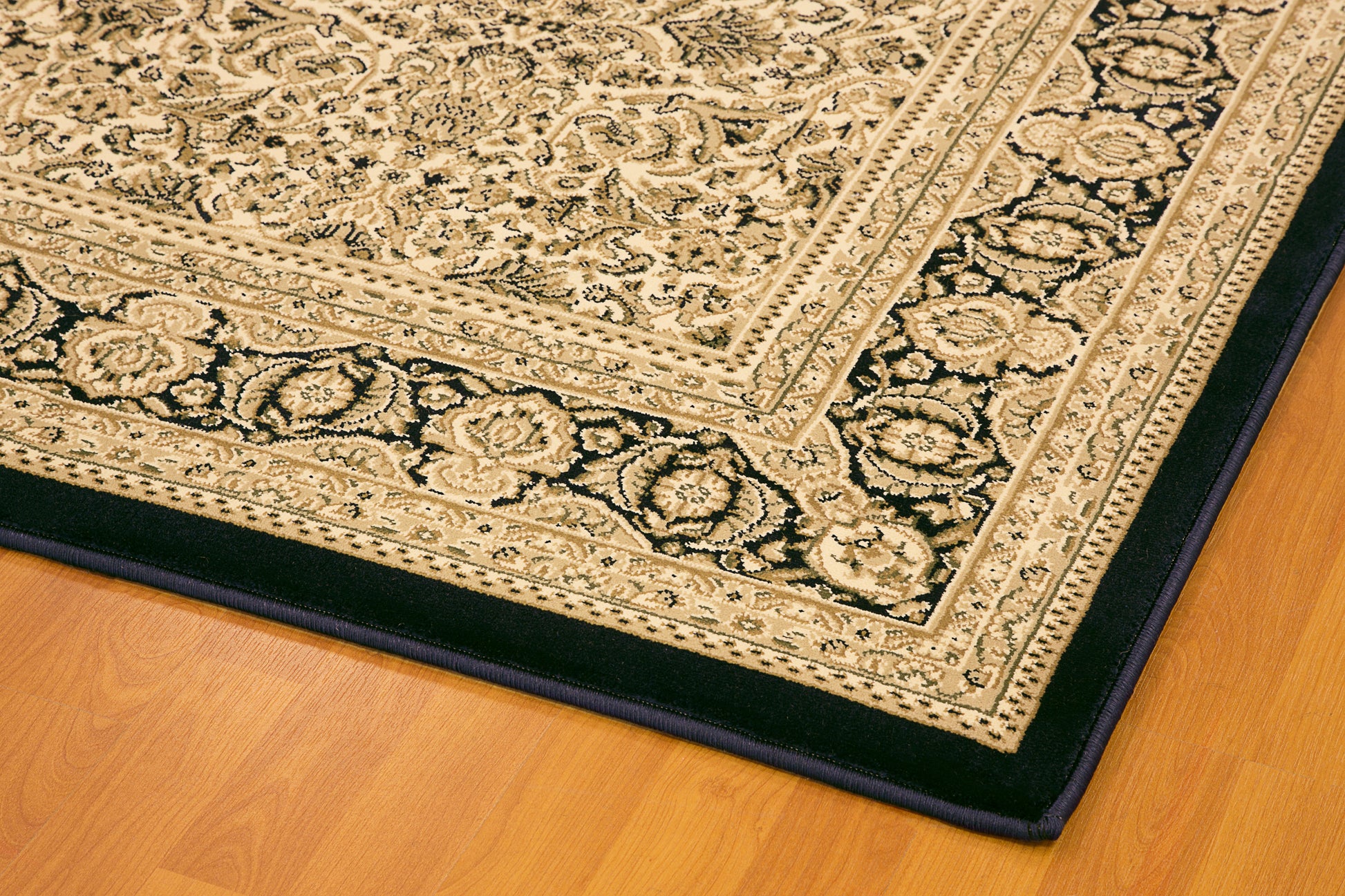 Dynamic Rugs Legacy  Ivory  Traditional