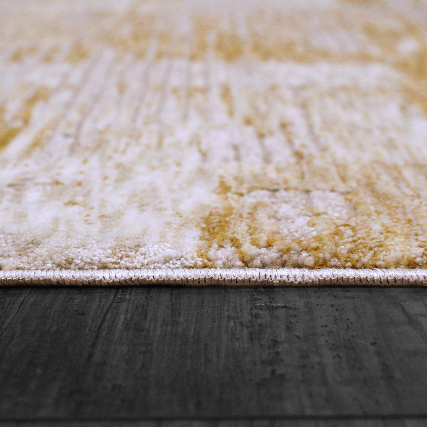 Dynamic Rugs Hudson  Gold  Modern