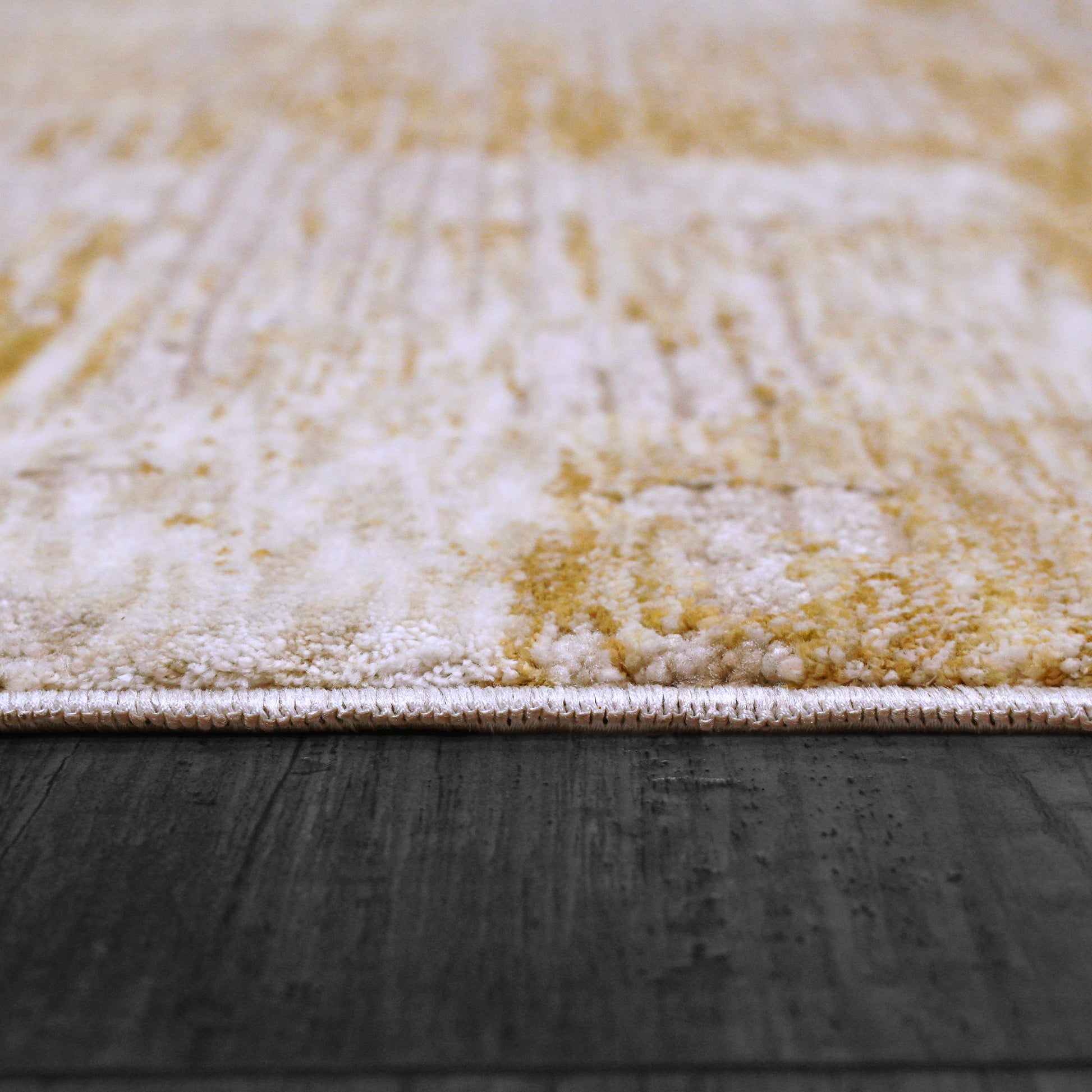Dynamic Rugs Hudson  Gold  Modern