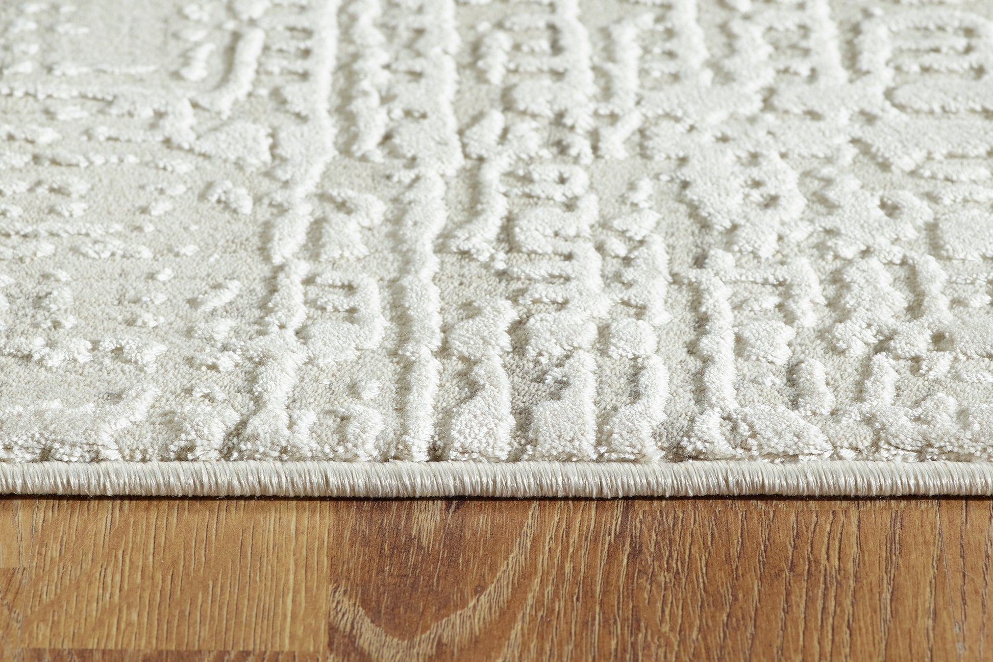 Dynamic Rugs Quartz  Beige  Traditional