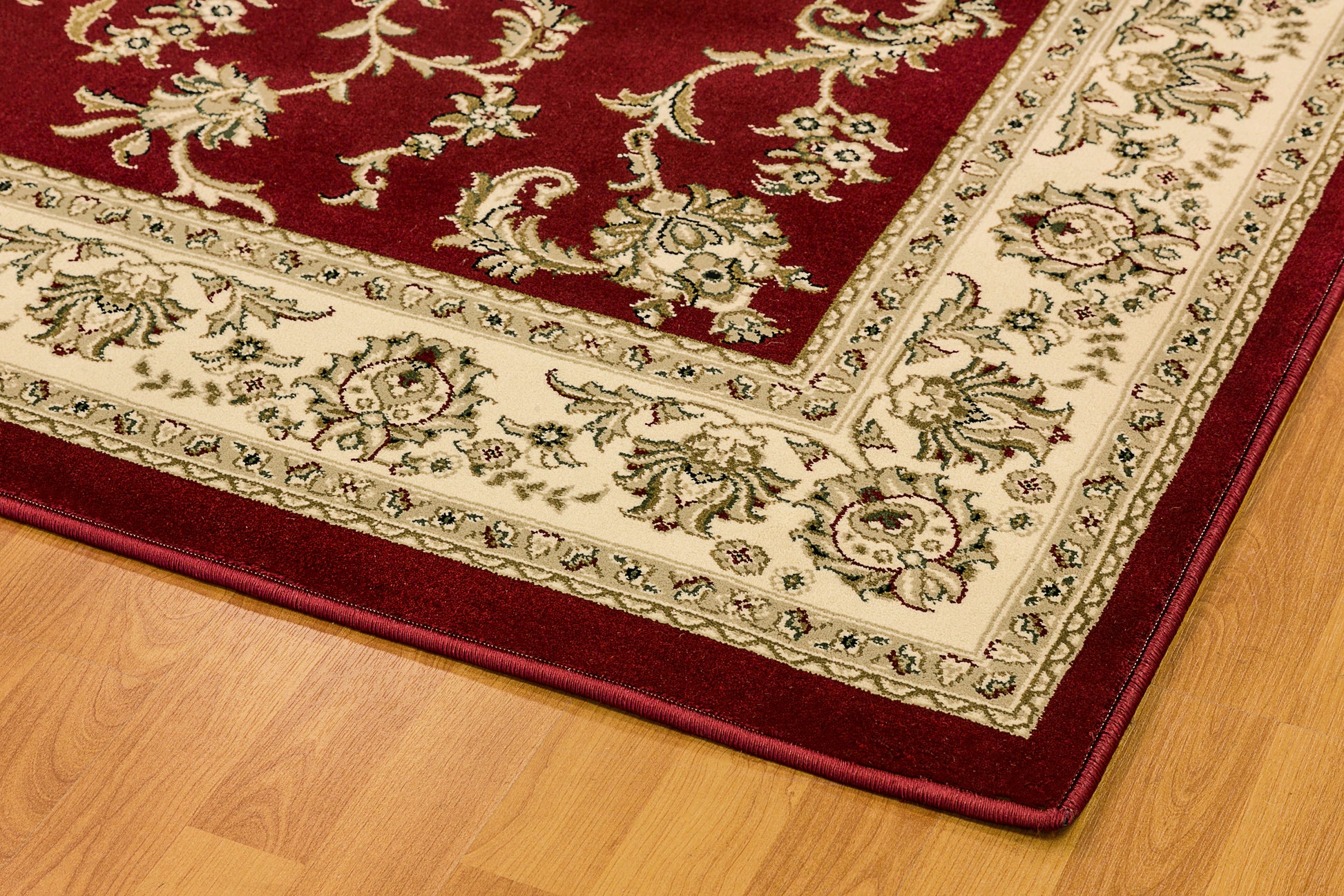 Dynamic Rugs Legacy  Red  Traditional