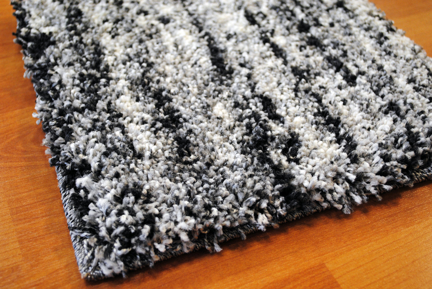 Dynamic Rugs Mehari  Black White  Contemporary