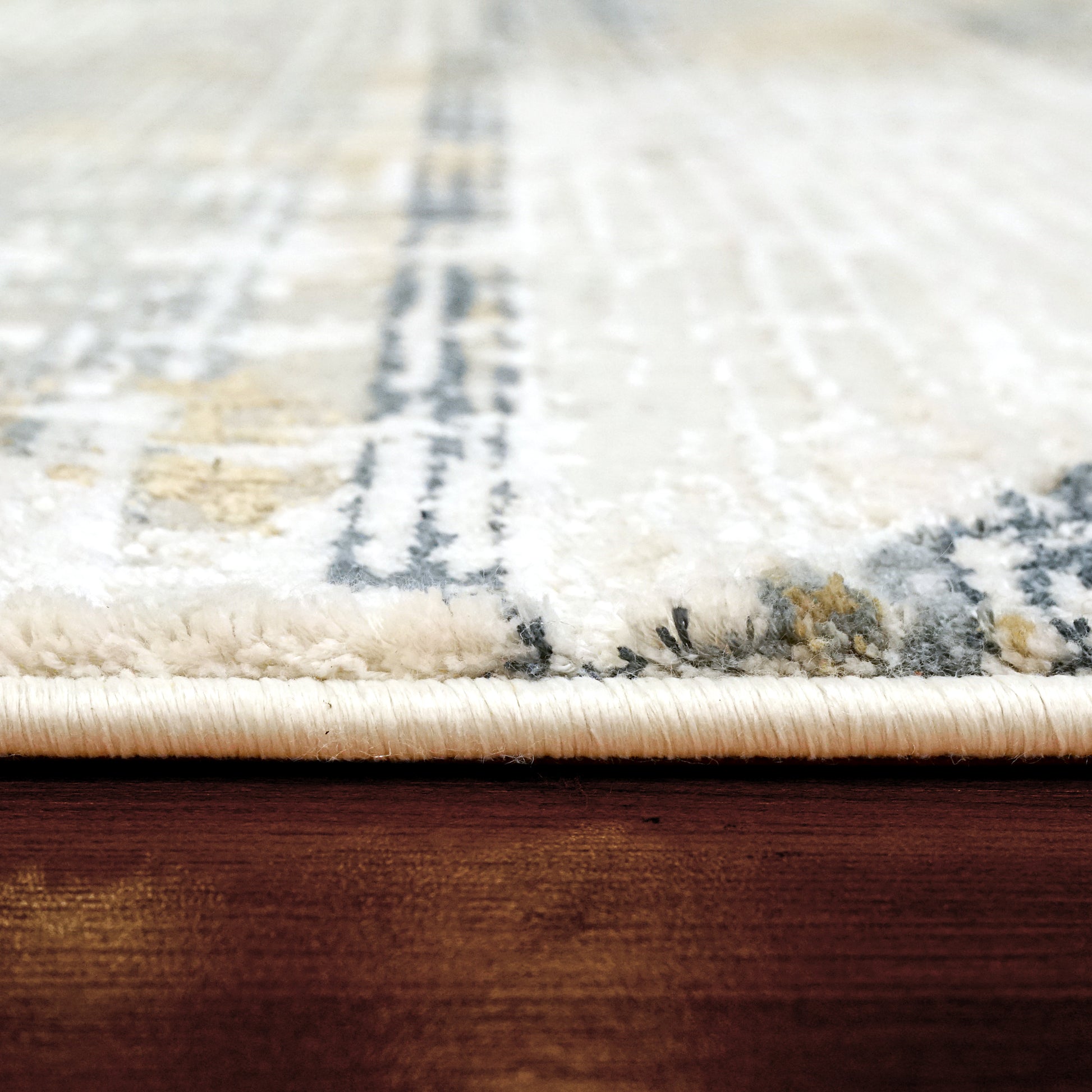 Dynamic Rugs Quartz  Ivory Slate  Transitional