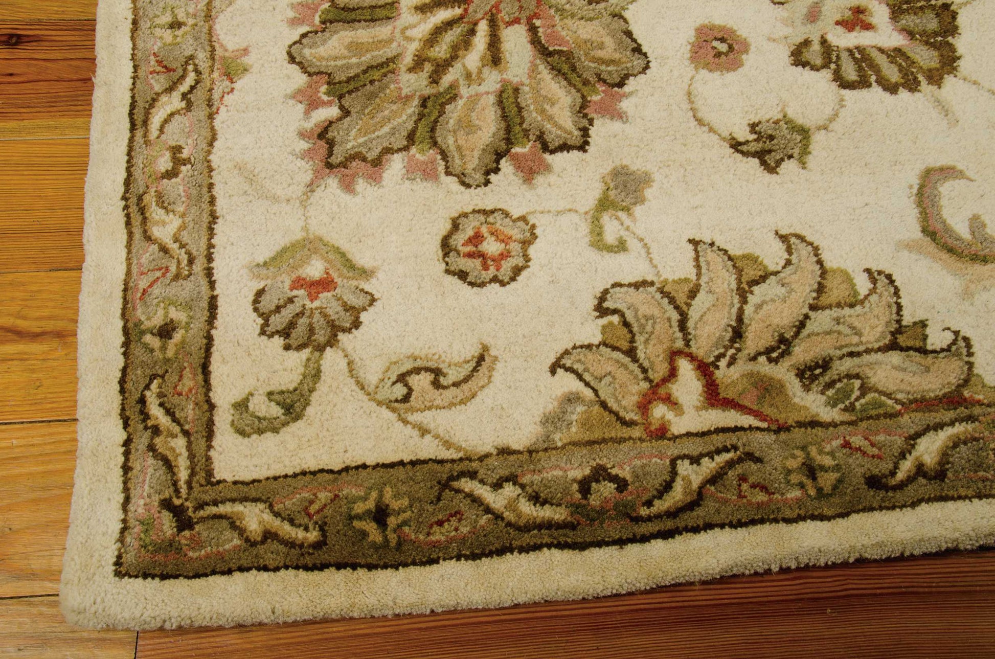 Nourison Home Jaipur  Ivory  Traditional