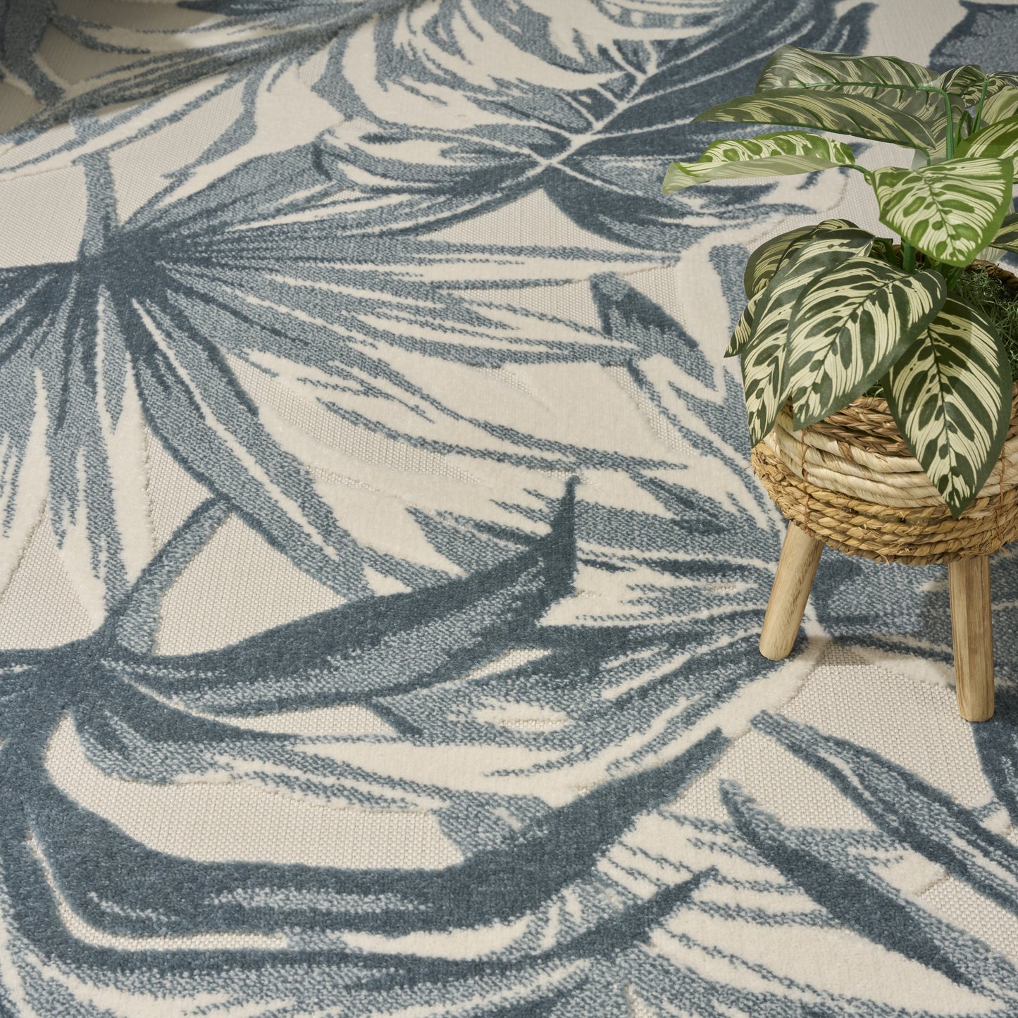 Nourison Home Aloha  Ivory Blue  Contemporary