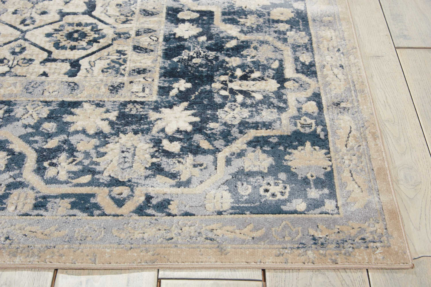 Nourison Home Malta  Ivory Blue  Traditional