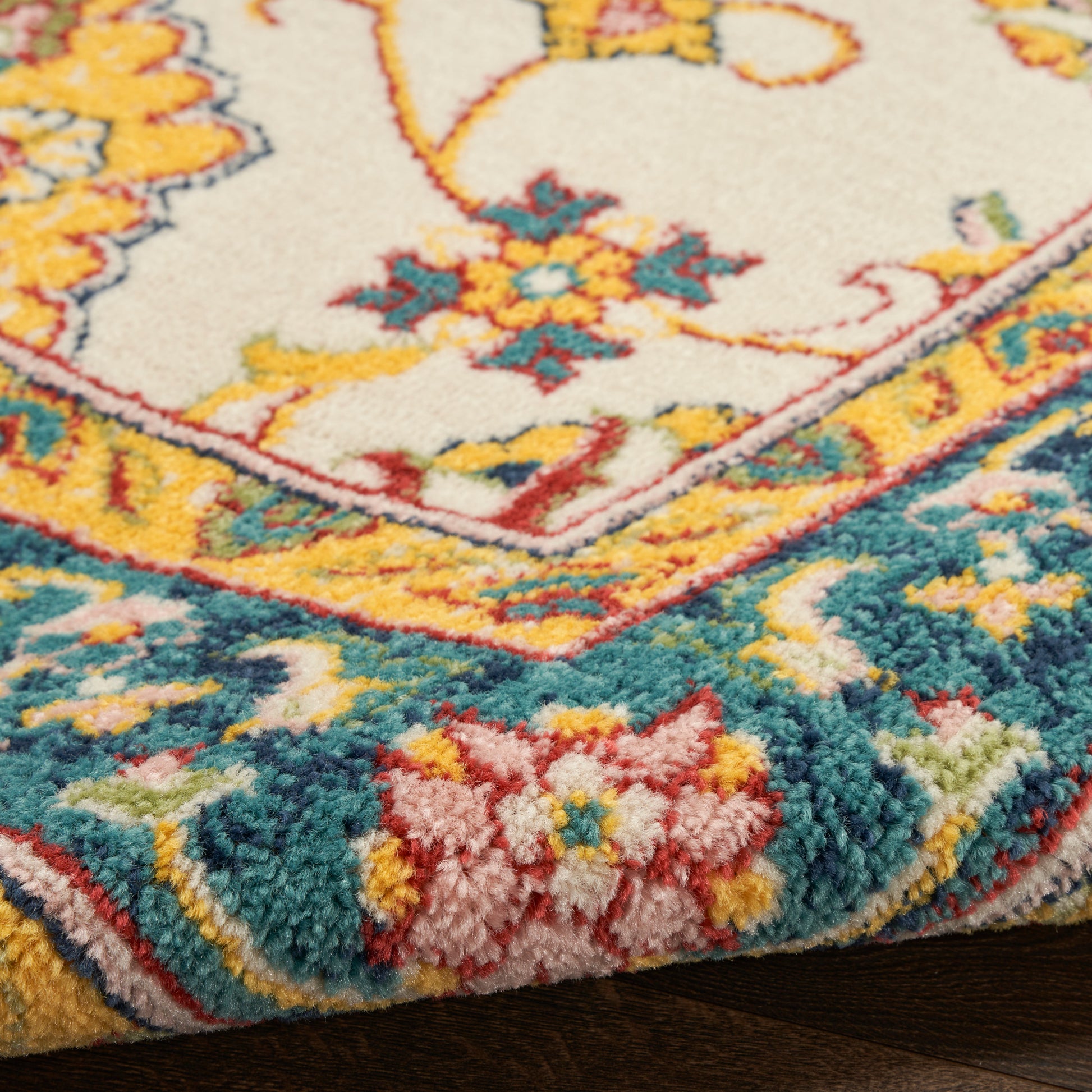 Nourison Home Nourison Essentials  Ivory Gold  Traditional