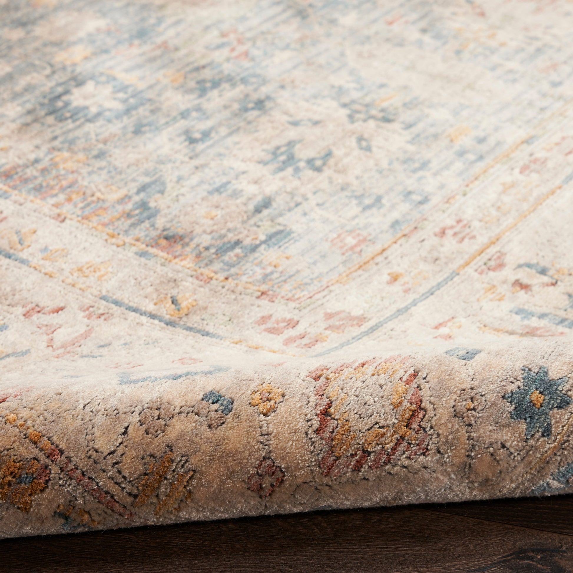 Nourison Home Luxurious  Ivory Blue  Traditional