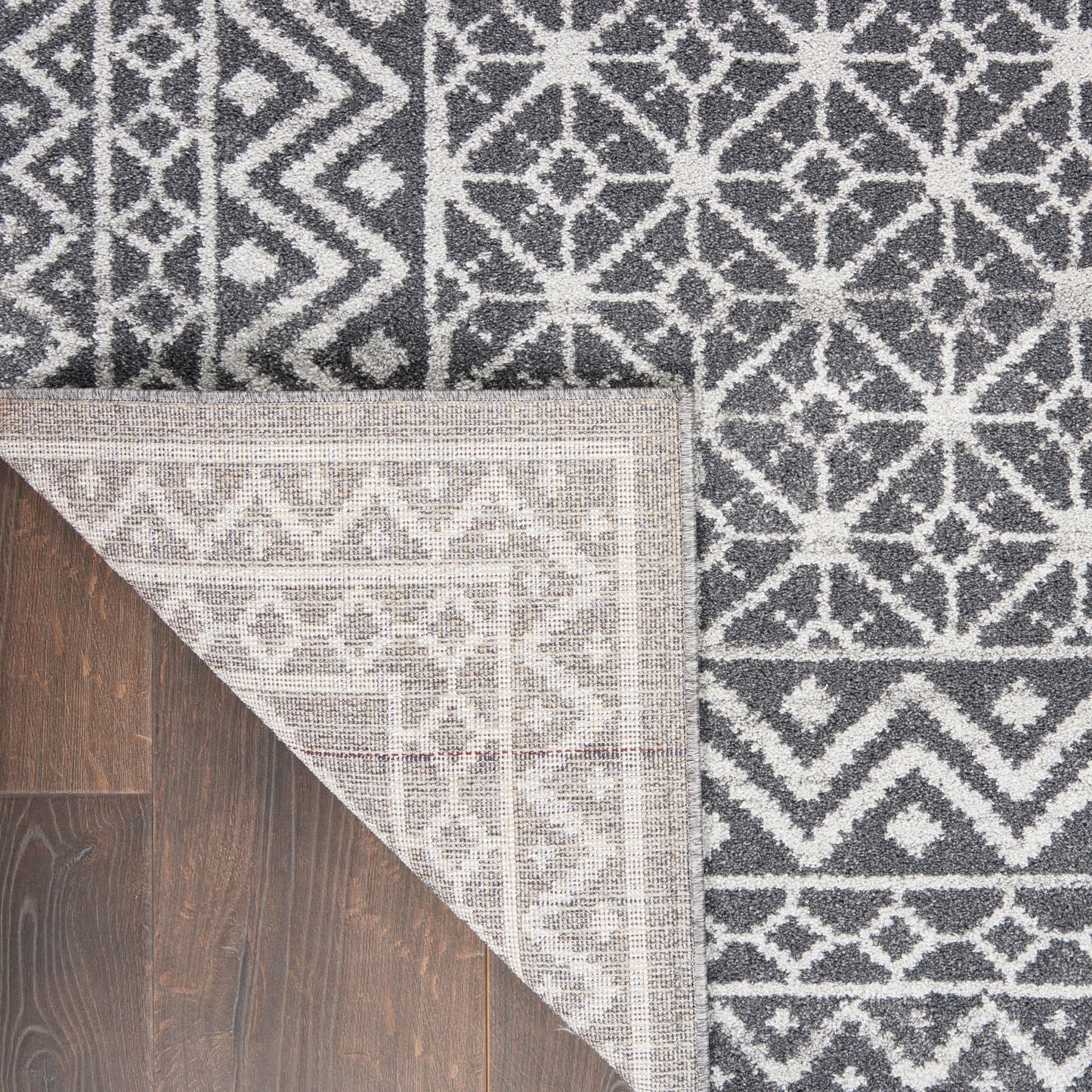 Nourison Home Palermo  Charcoal Silver  Contemporary