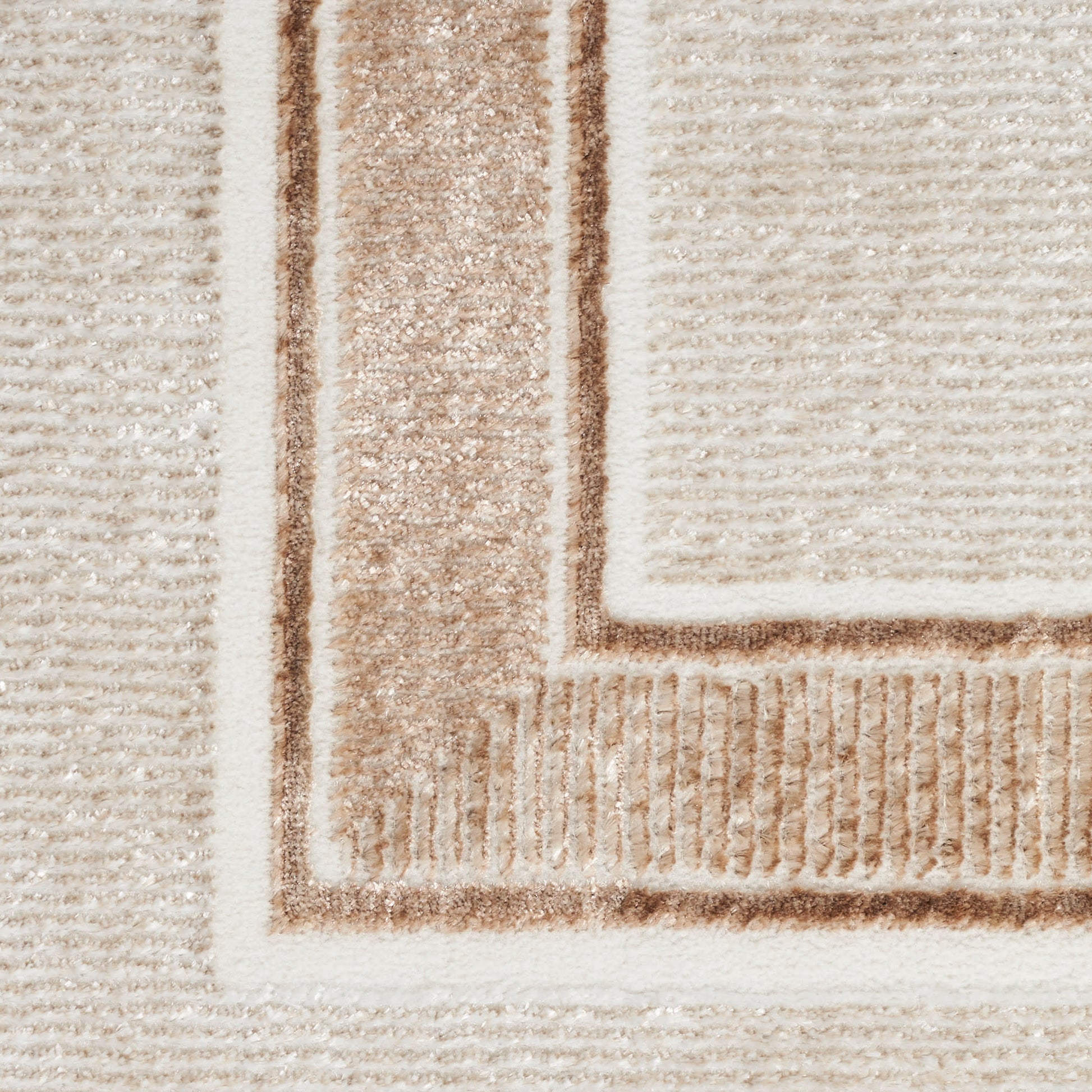 Nourison Home Glitz  Ivory Cream  Contemporary