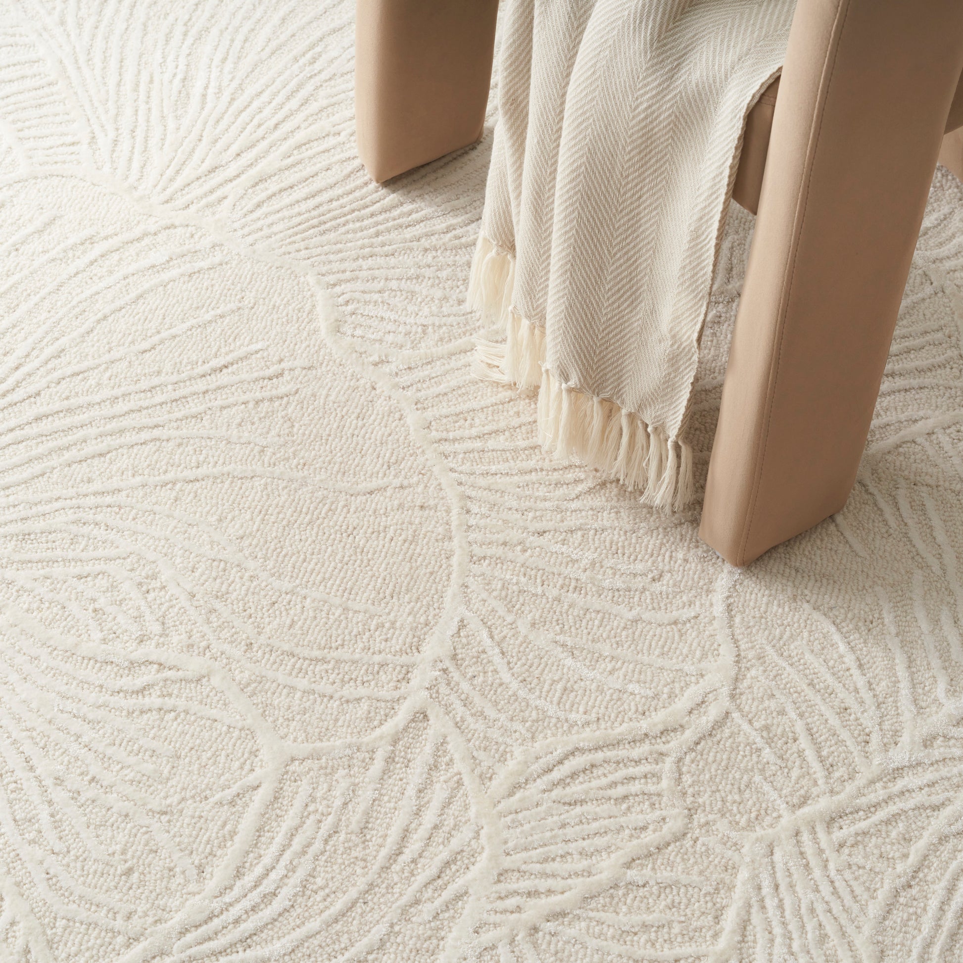Nourison Home Avra  Ivory  Contemporary