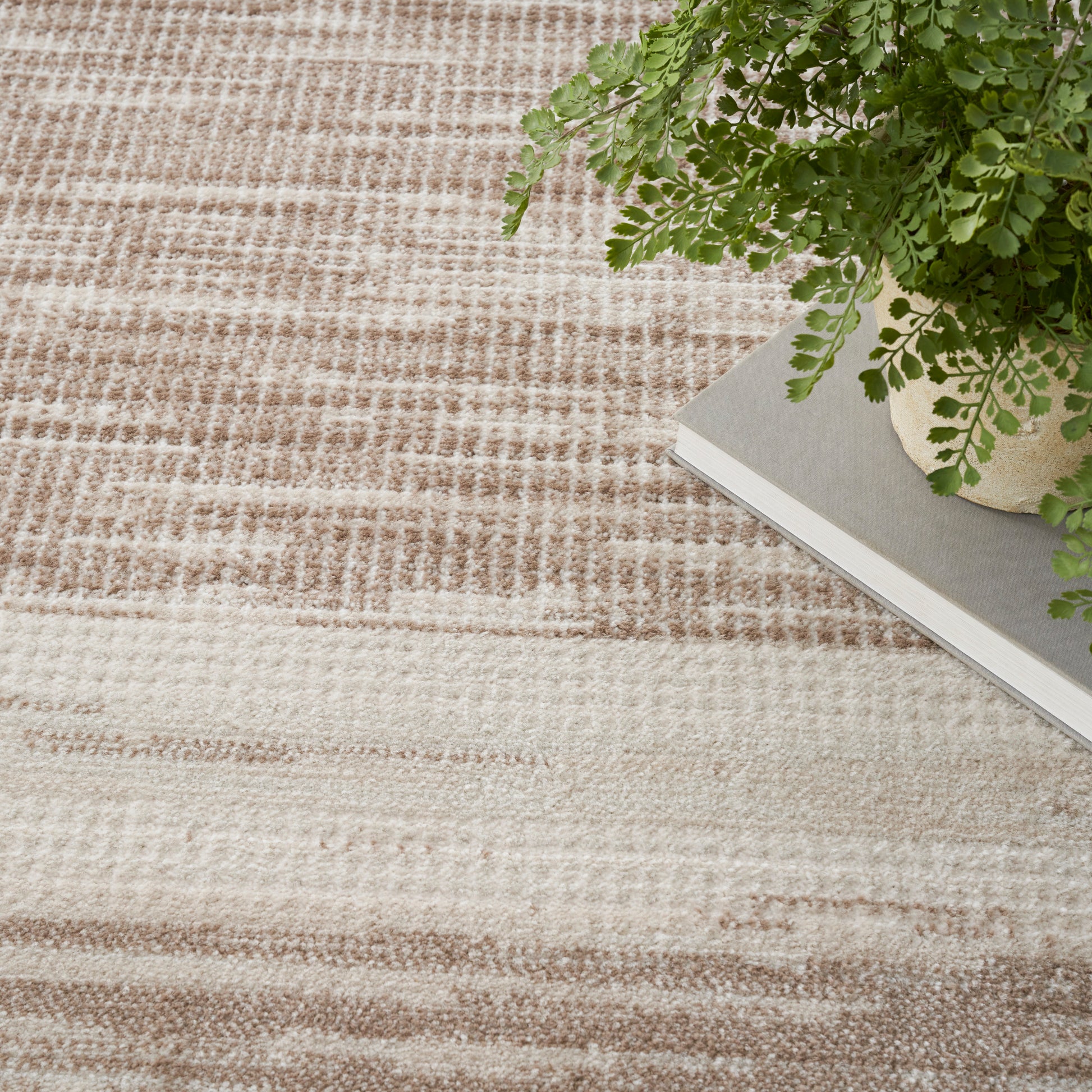 Nourison Home Serenity Home  Mocha Ivory  Contemporary