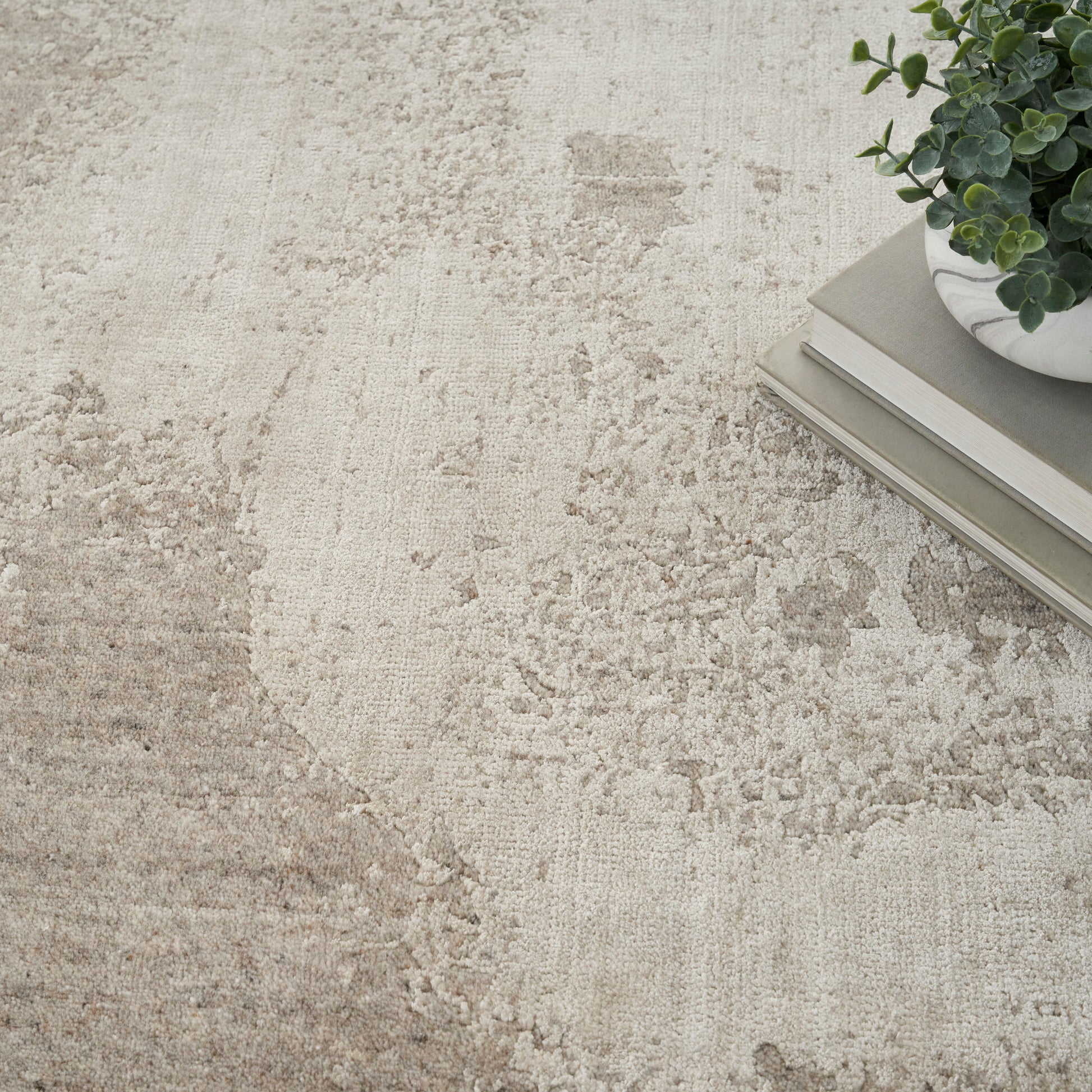 Nourison Home Harmony  Silver Grey  Contemporary