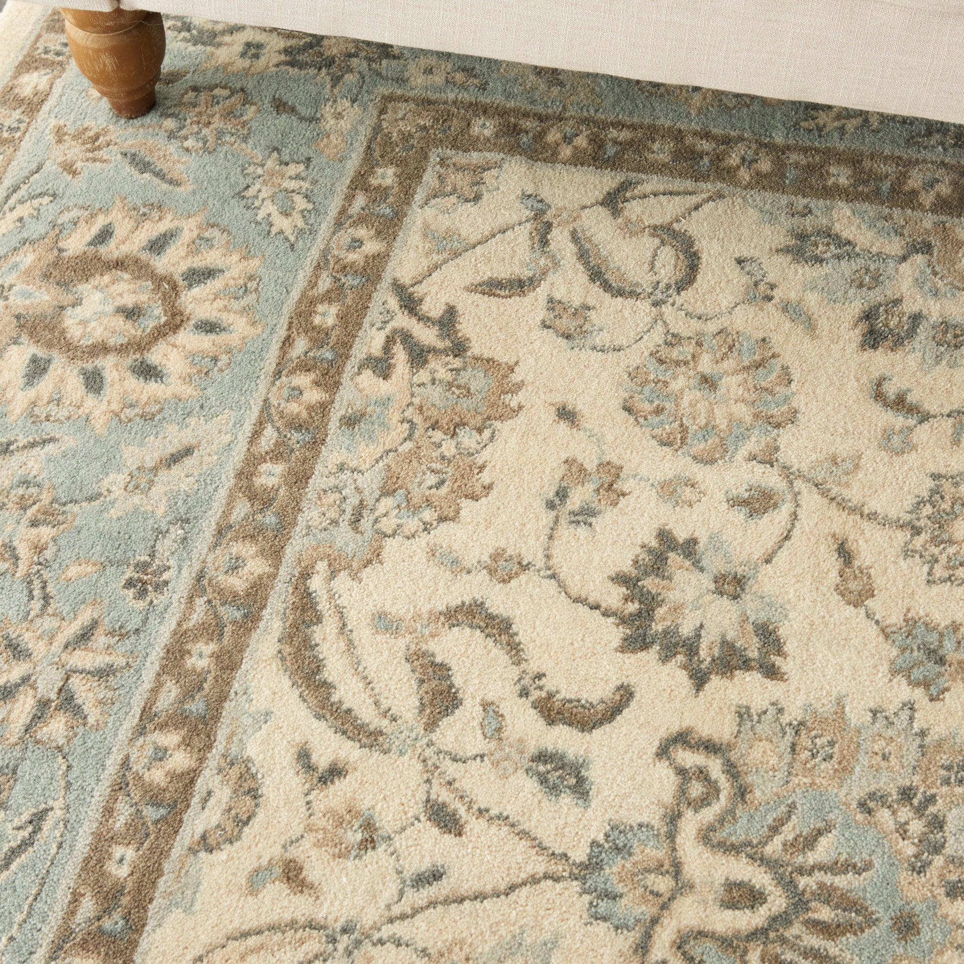 Nourison Home Living Treasures  Ivory Aqua  Traditional