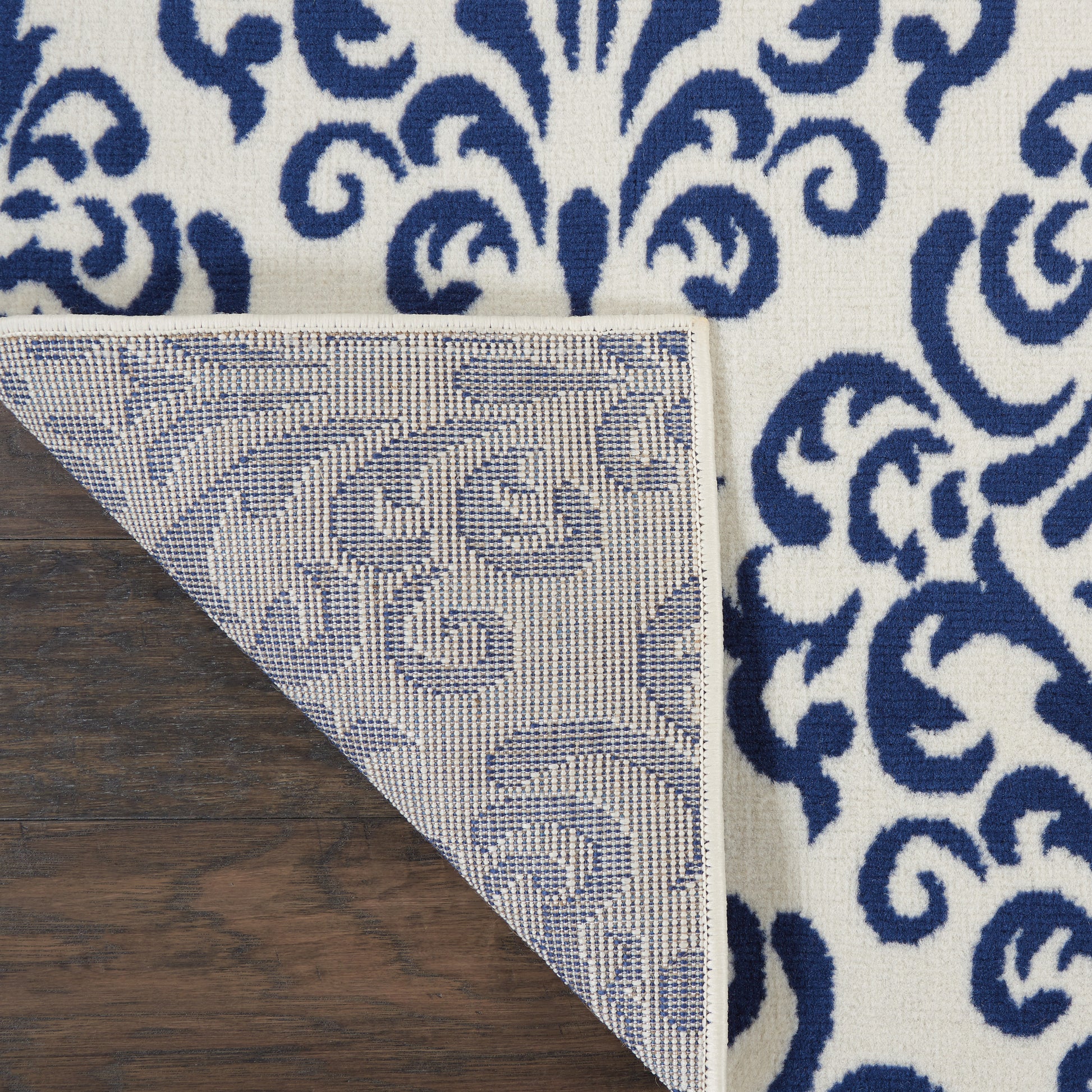 Nourison Home Grafix  White Blue  Transitional