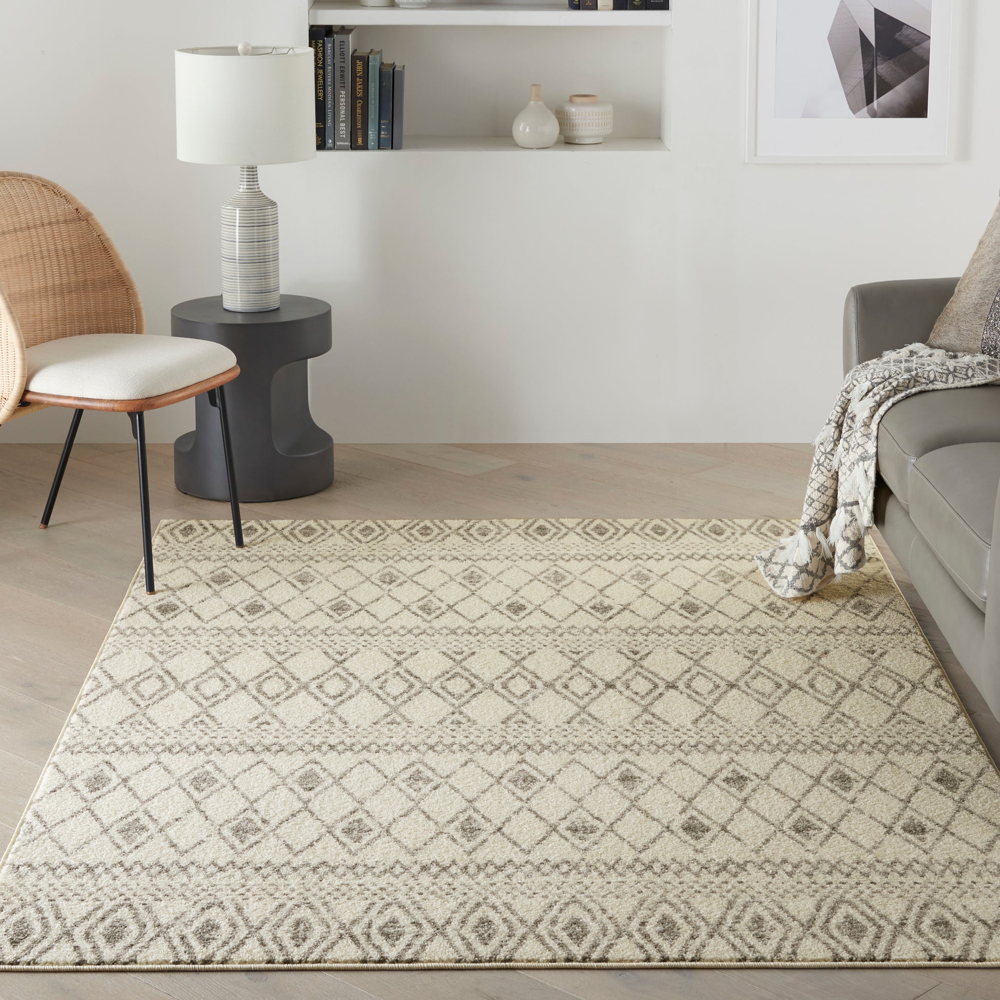Nourison Home Passion  Ivory Grey  Transitional