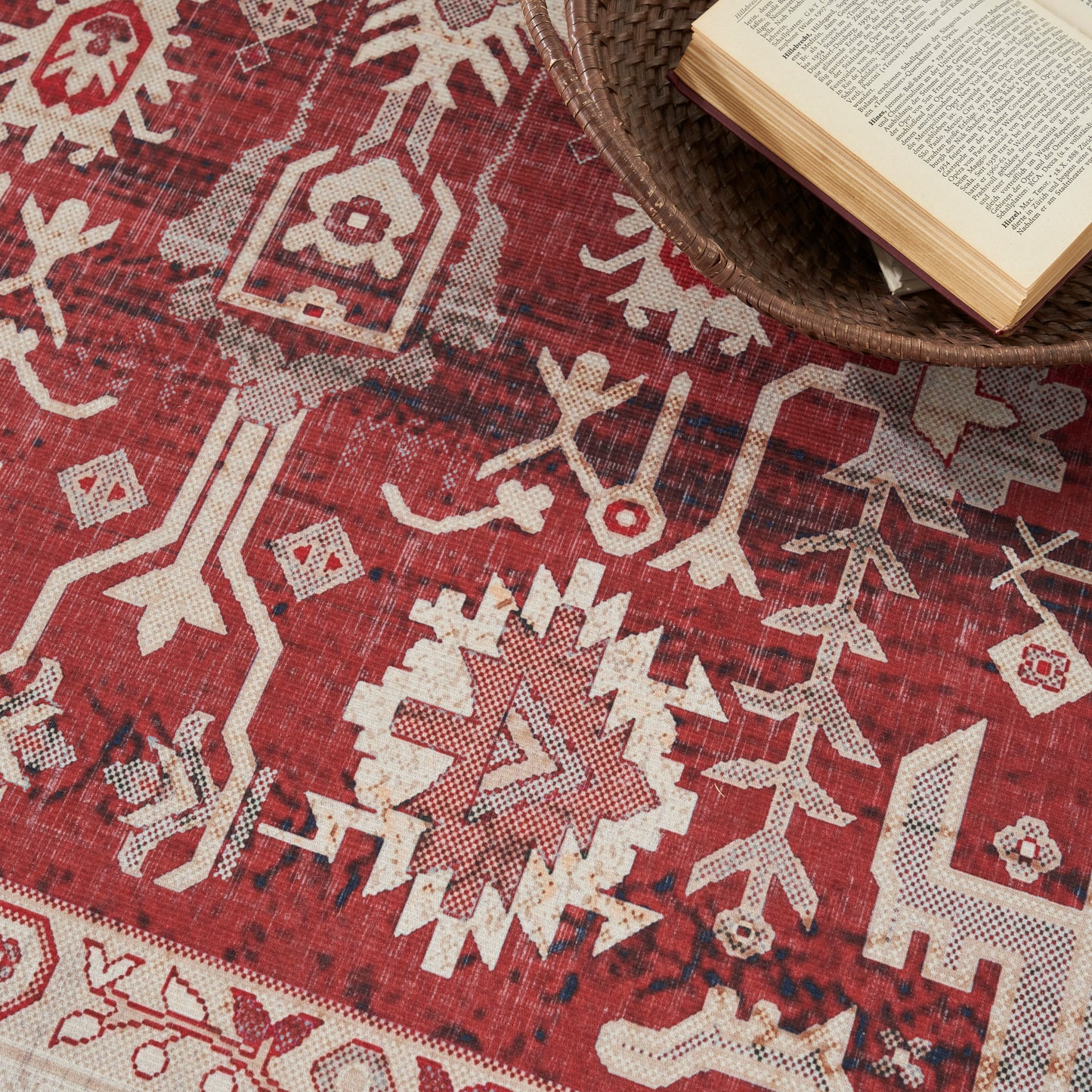 Nourison Home Vintage Home  Red  Traditional
