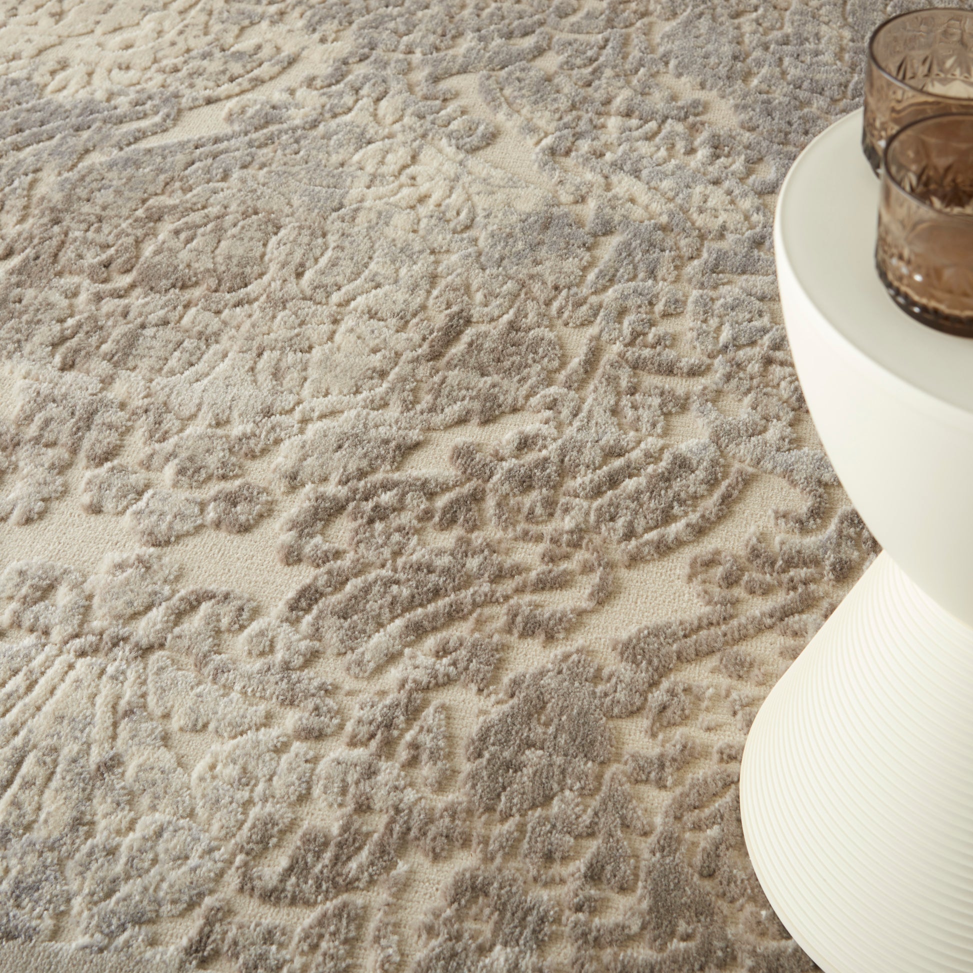 Nourison Home Graphic Illusions  Ivory  Transitional