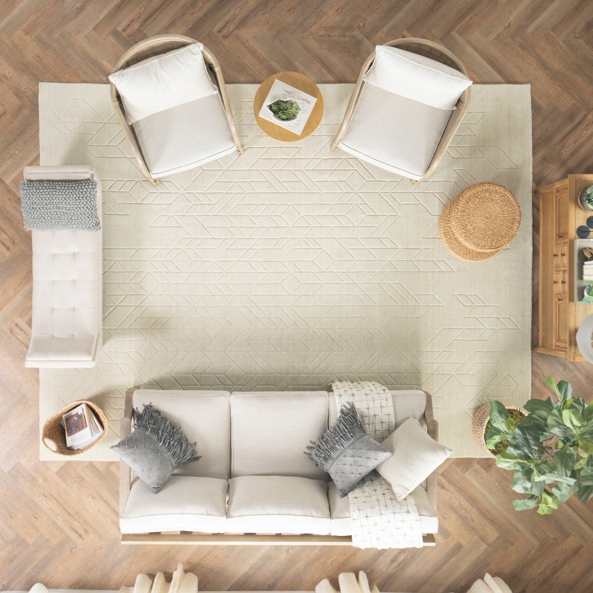 Nourison Home Alessia  Ivory  Contemporary