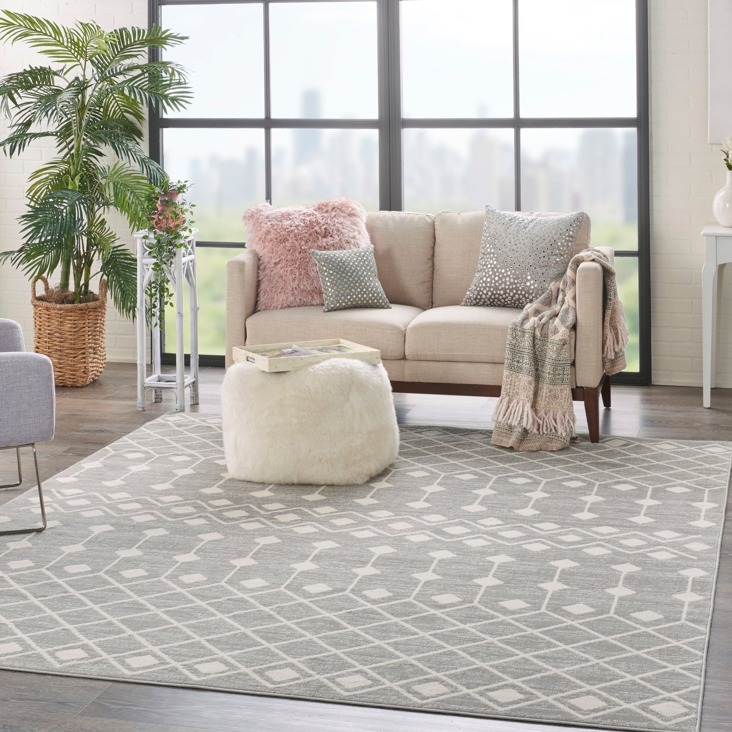 Nourison Home Grafix  Grey  Transitional
