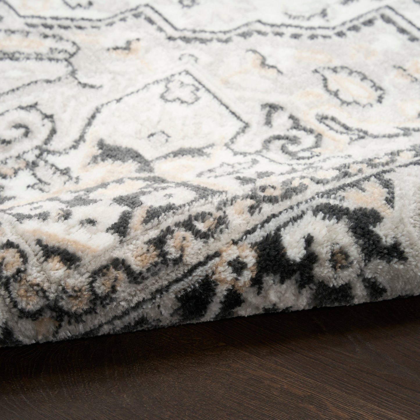 Nourison Home Dekor  Ivory Charcoal  Traditional