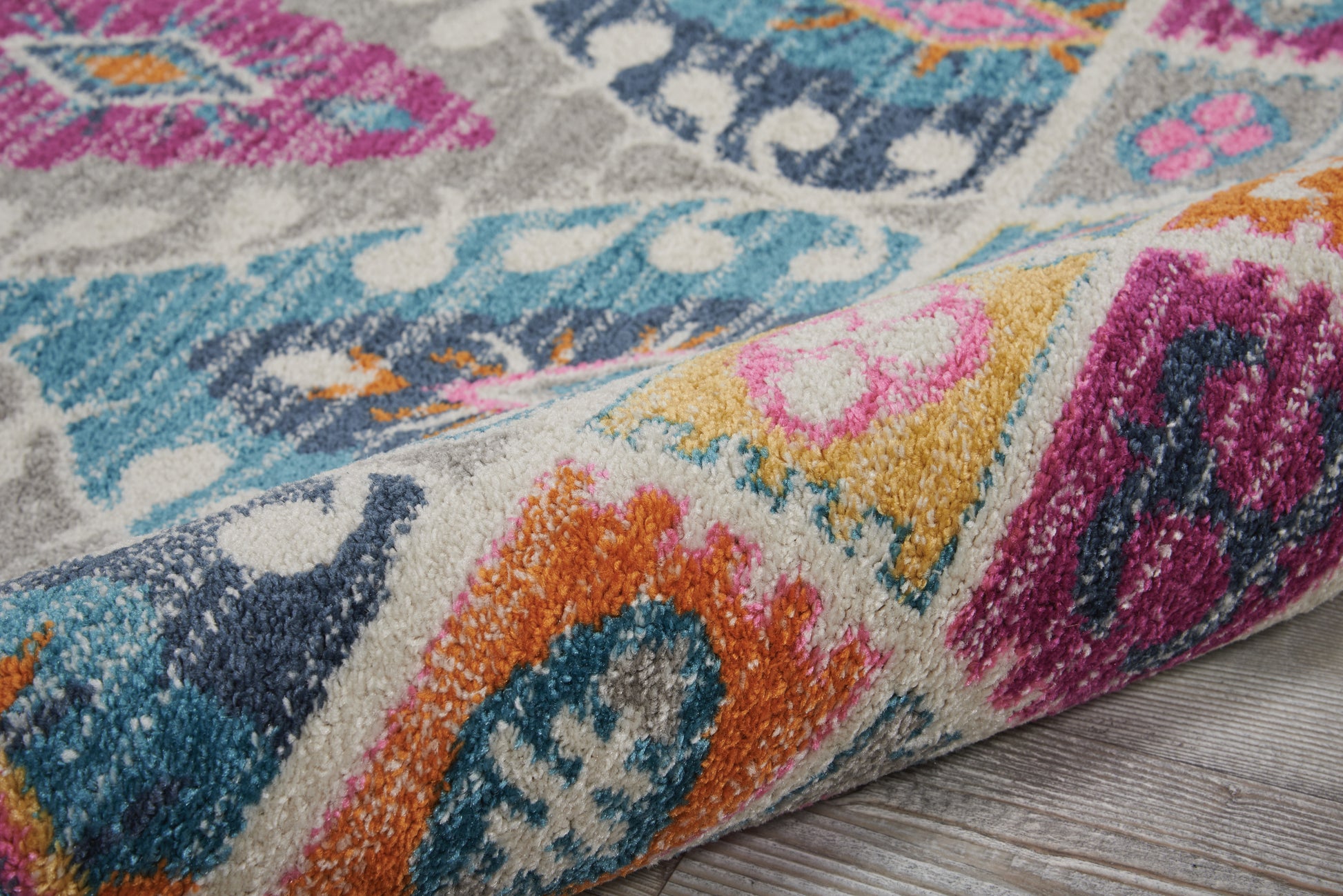 Nourison Home Passion  Multicolor  Transitional
