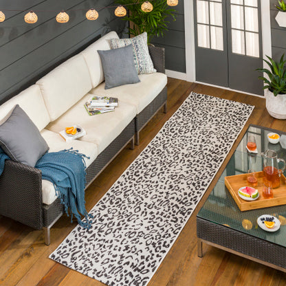 Surya Eagean EAG-2354 Black Modern Machinemade Rug