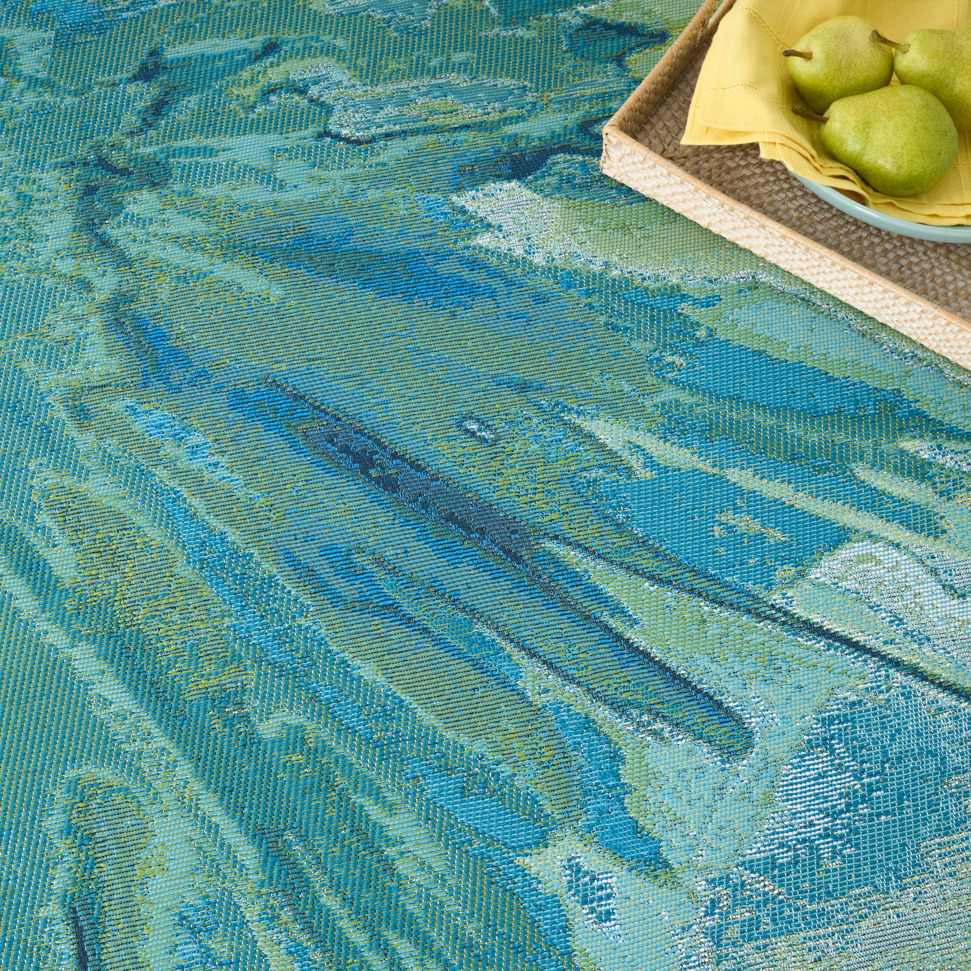 Nourison Home Color Splash  Ivory Blue  Contemporary