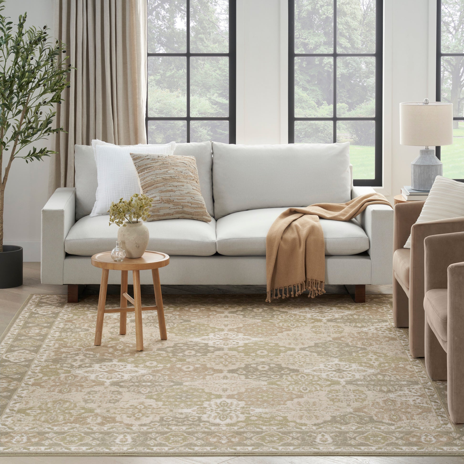 Nourison Home Grafix  Green  Traditional