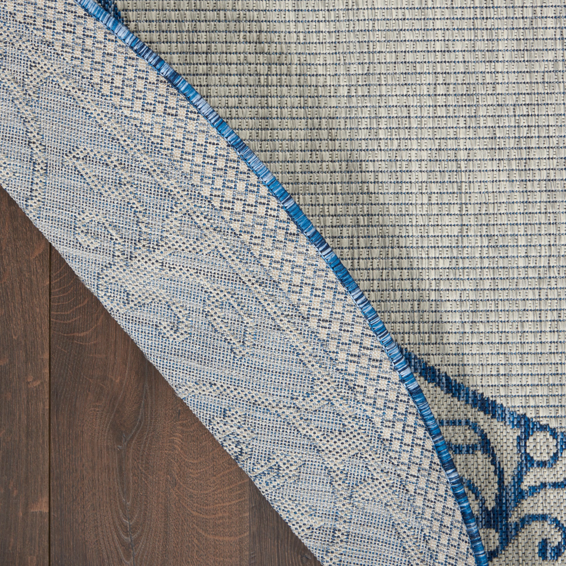 Nourison Home Country Side  Ivory Blue  Transitional