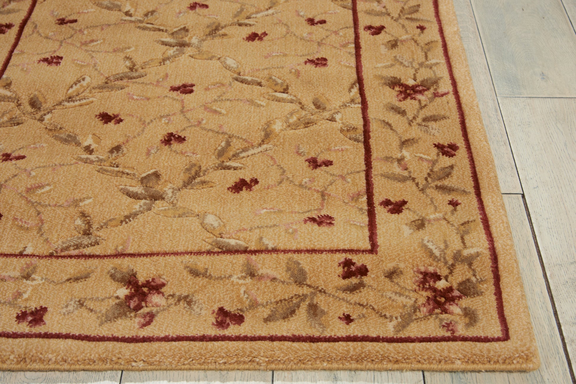 Nourison Home Ashton House  Gold  Traditional