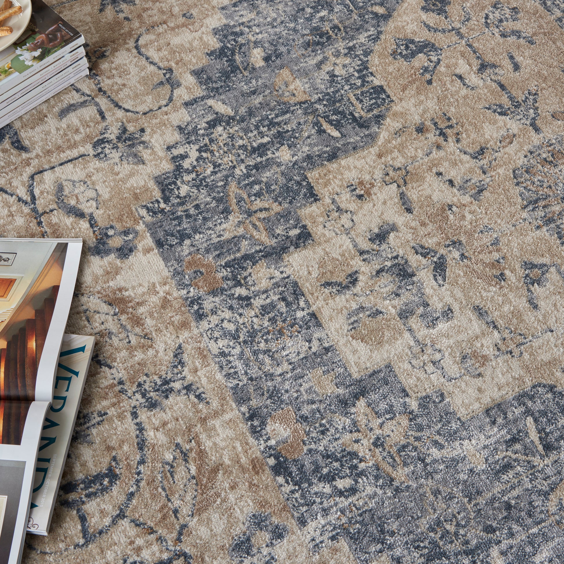 Nourison Home Malta  Ivory Blue  Traditional