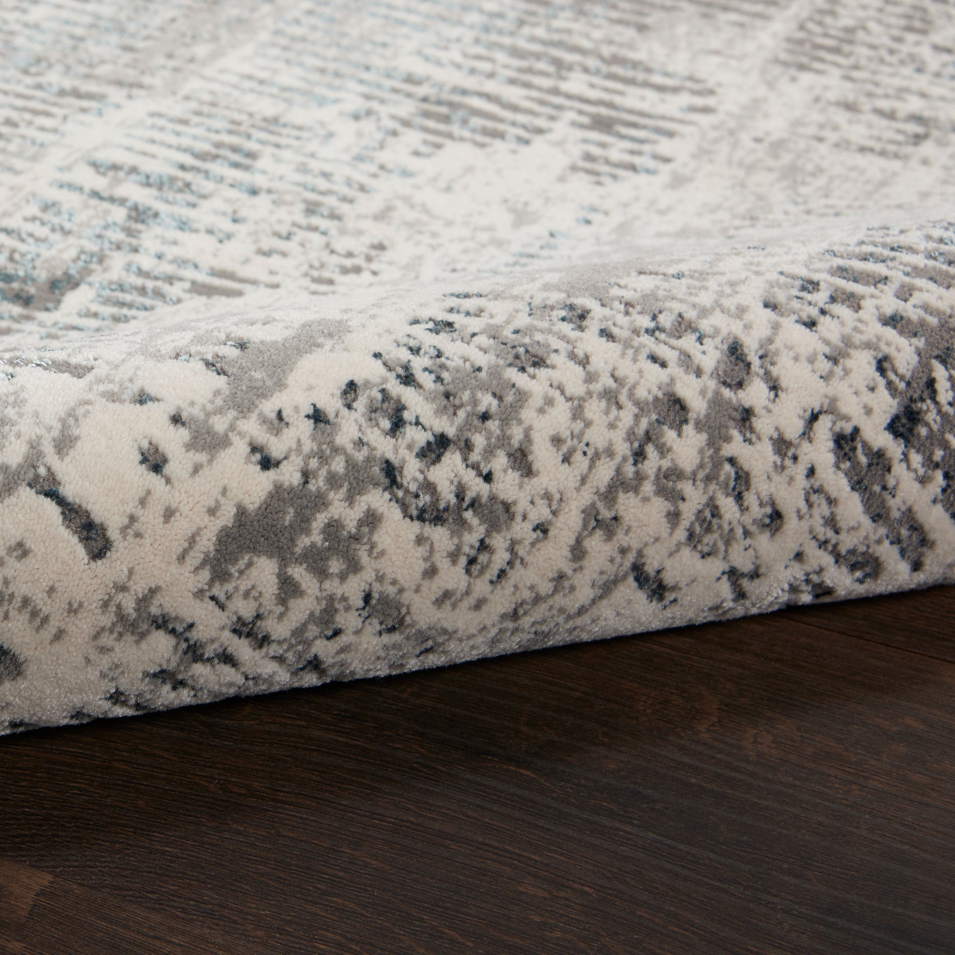 Michael Amini MA90 Uptown  Ivory Grey  Contemporary