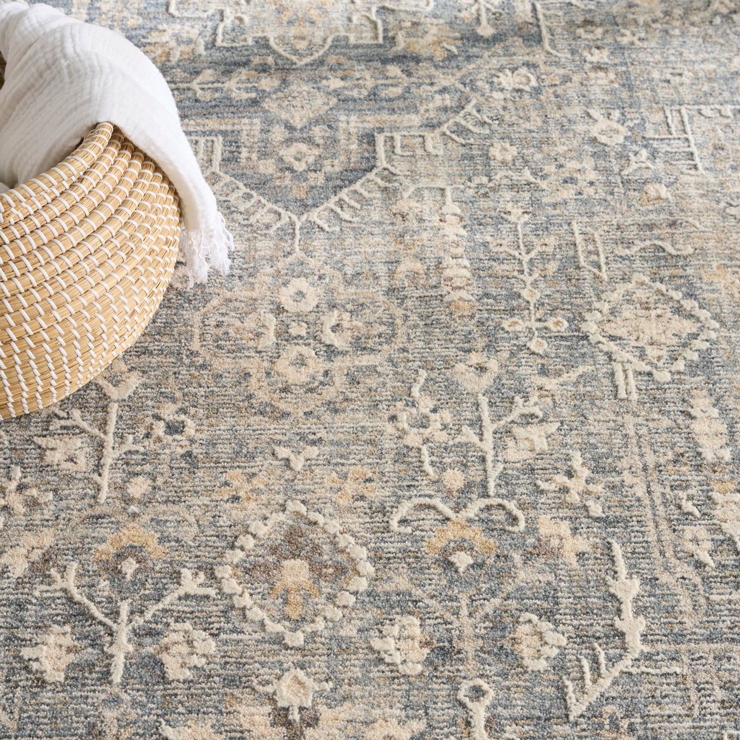 Nourison Home Retreat  Blue  Traditional