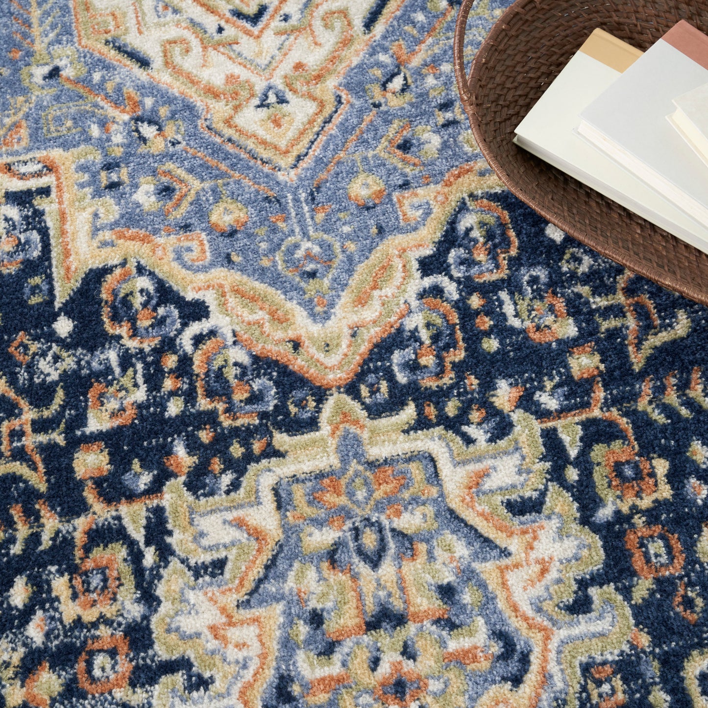 Nourison Home Nourison Essentials Persian  Navy  Traditional