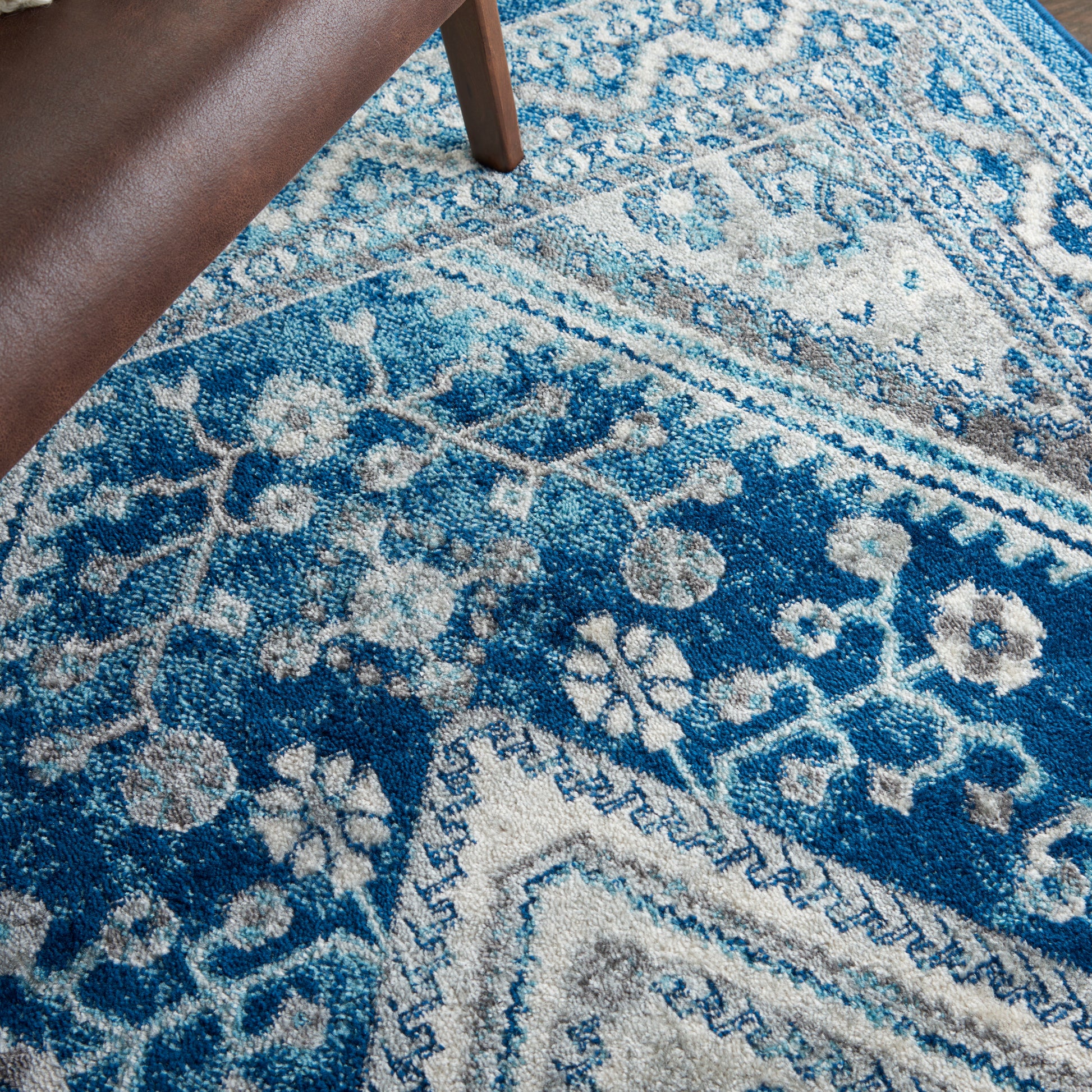 Nourison Home Persian Vintage  Ivory Blue  