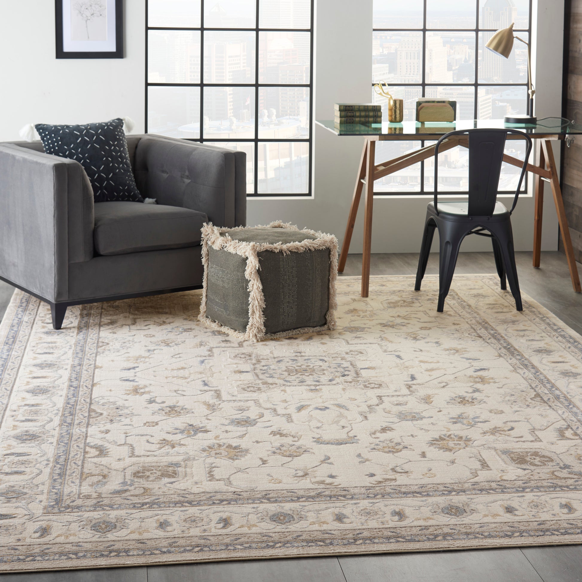 Nourison Home Silky Textures  Ivory Grey  Traditional