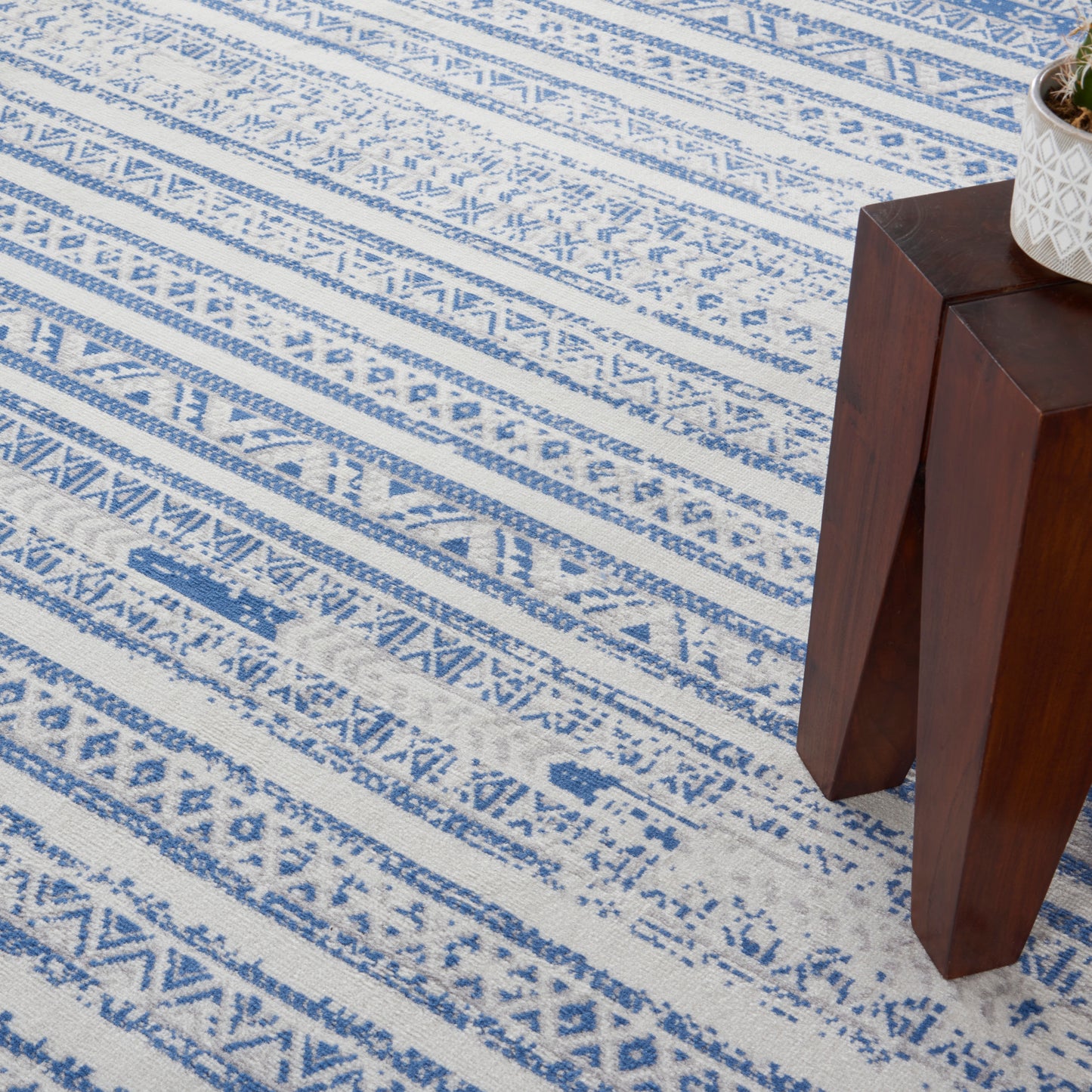 Nourison Home Whimsicle  Ivory Blue  Transitional