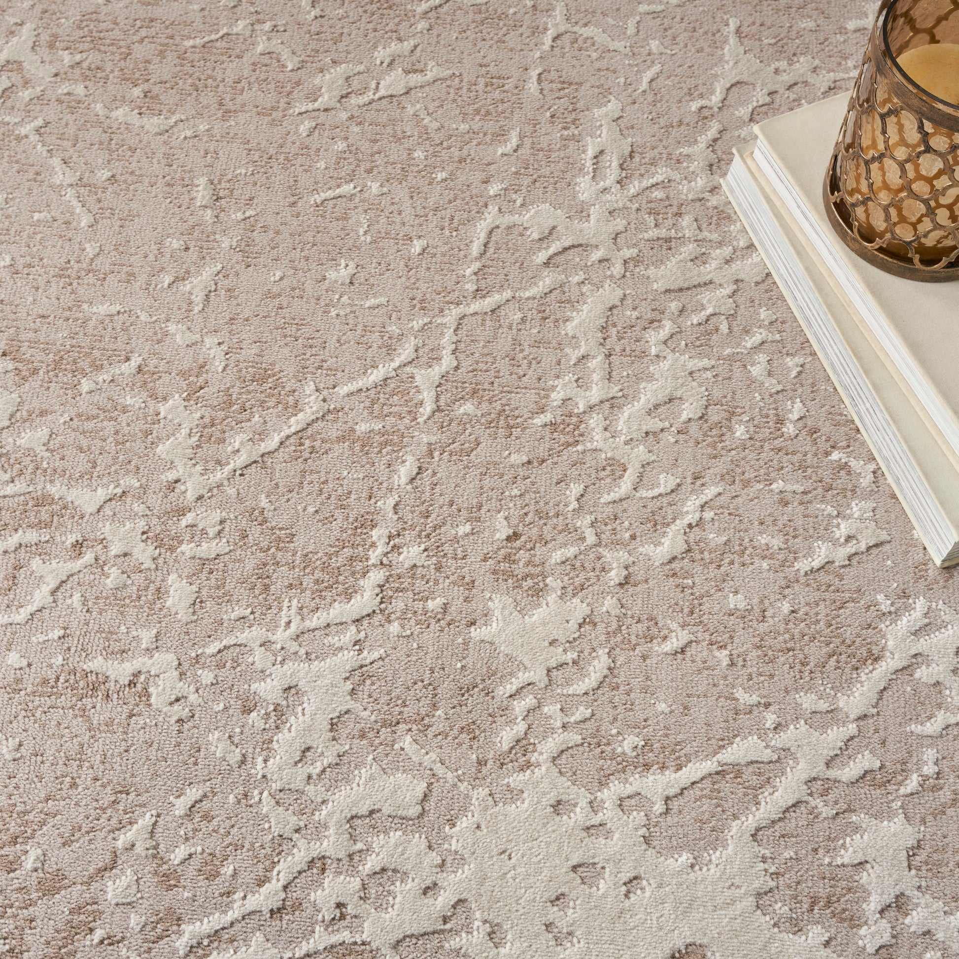 Nourison Home Exhale  Mocha Ivory  Contemporary