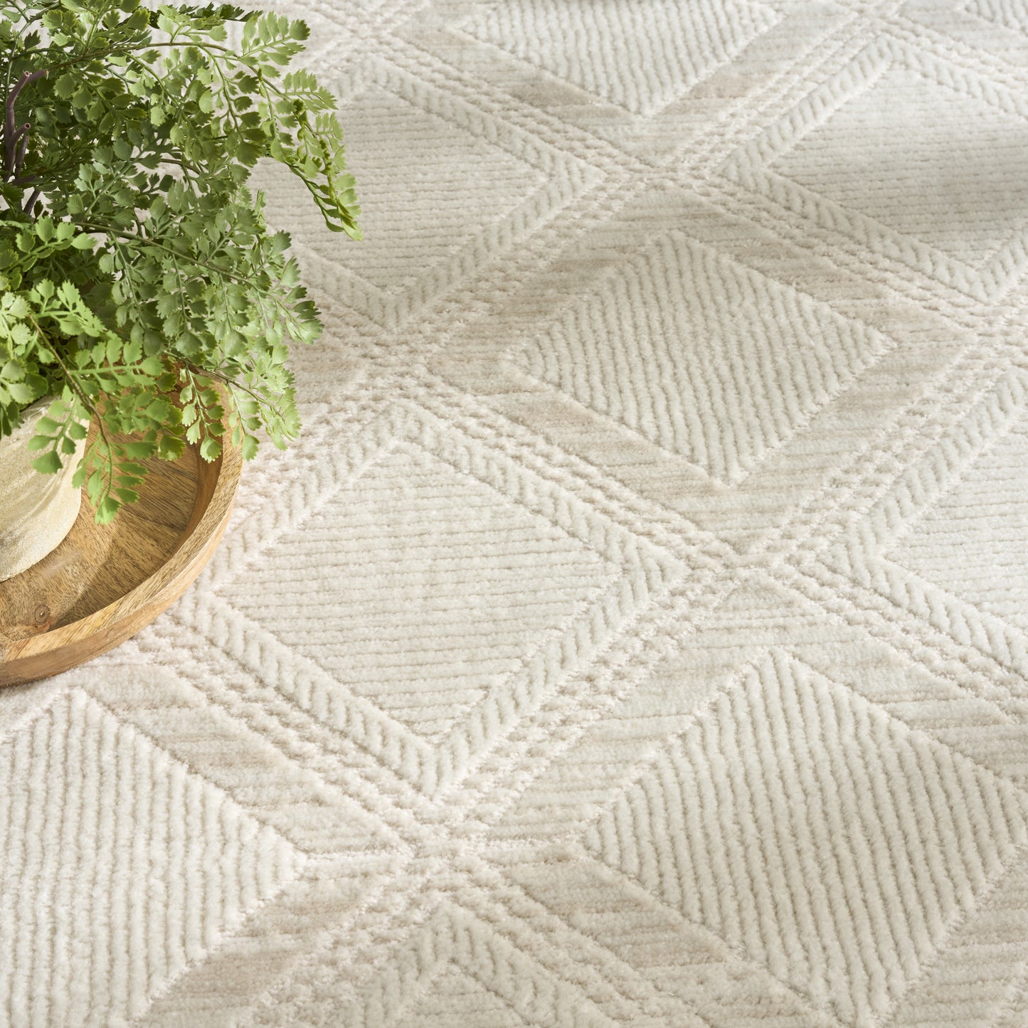 Nourison Home Serenity Home  Ivory  Contemporary