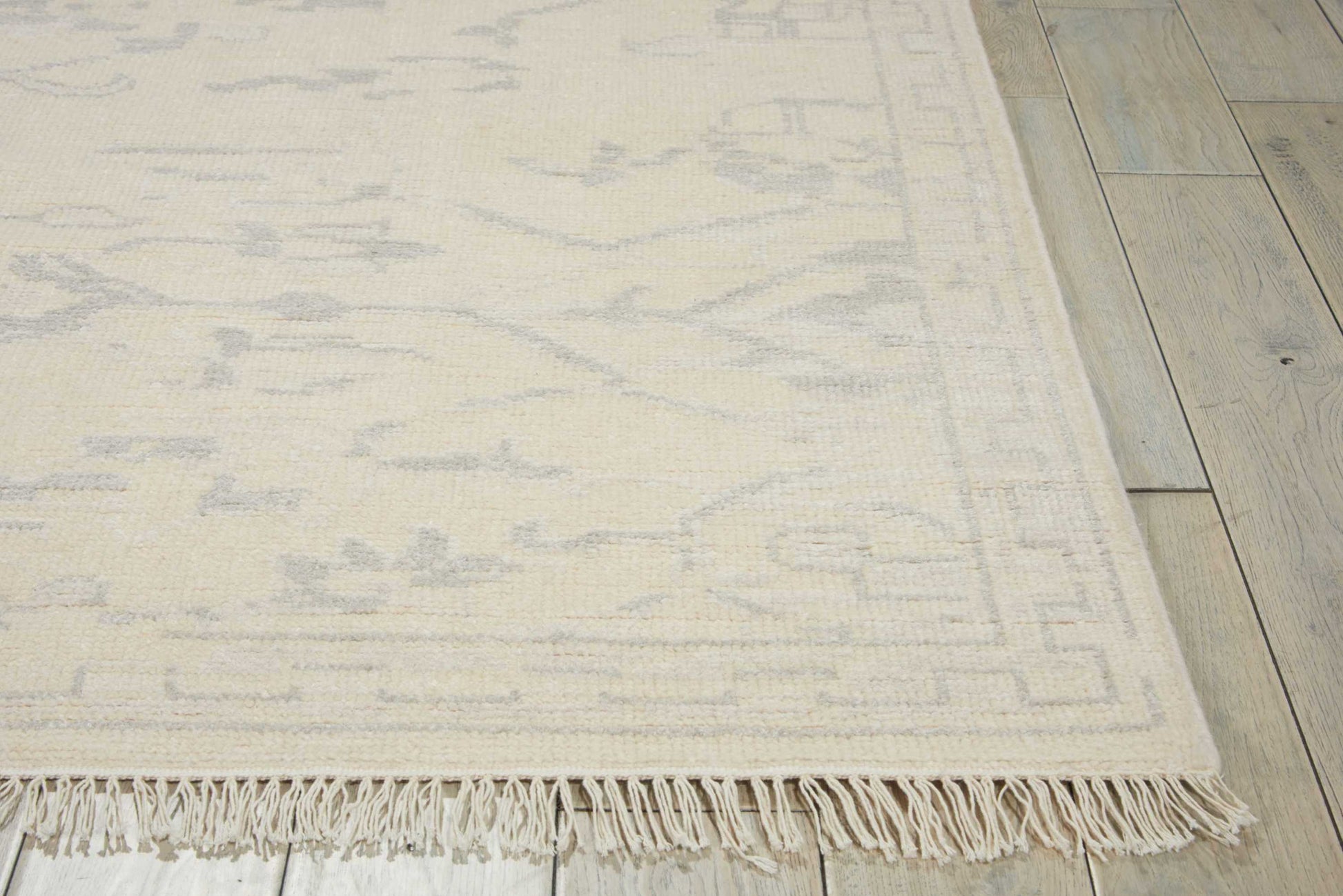 Nourison Home Elan  Ivory  Traditional