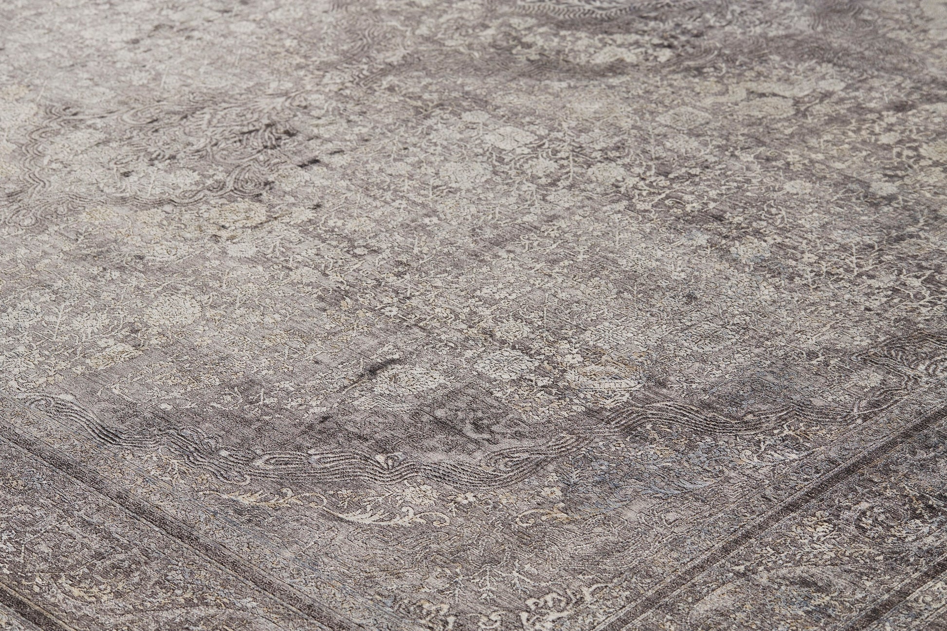 Feizy Sarrant  Charcoal  Transitional/Bohemian & Eclectic/Casual