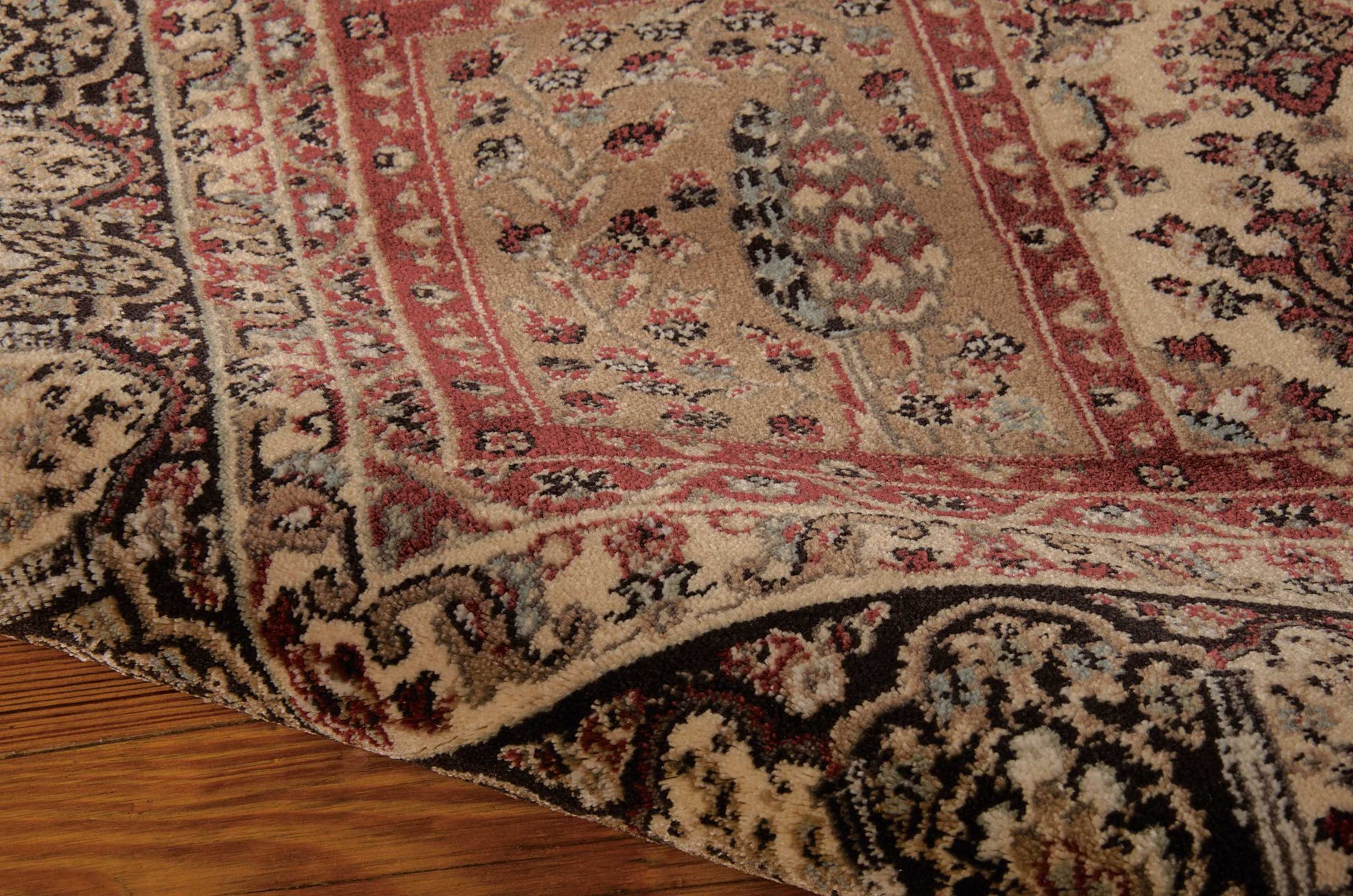 Nourison Home Ararat  Burgundy  Traditional